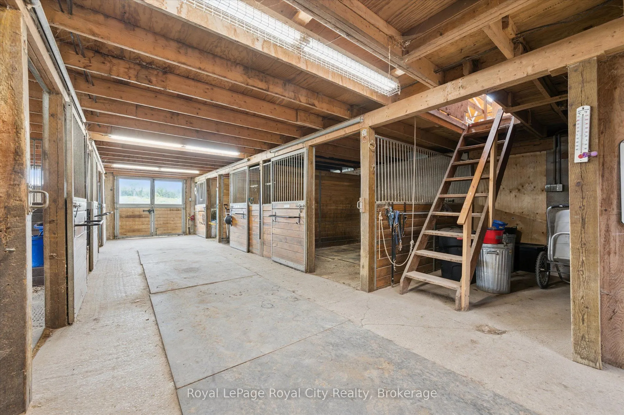 5072 Wellington  32 Road