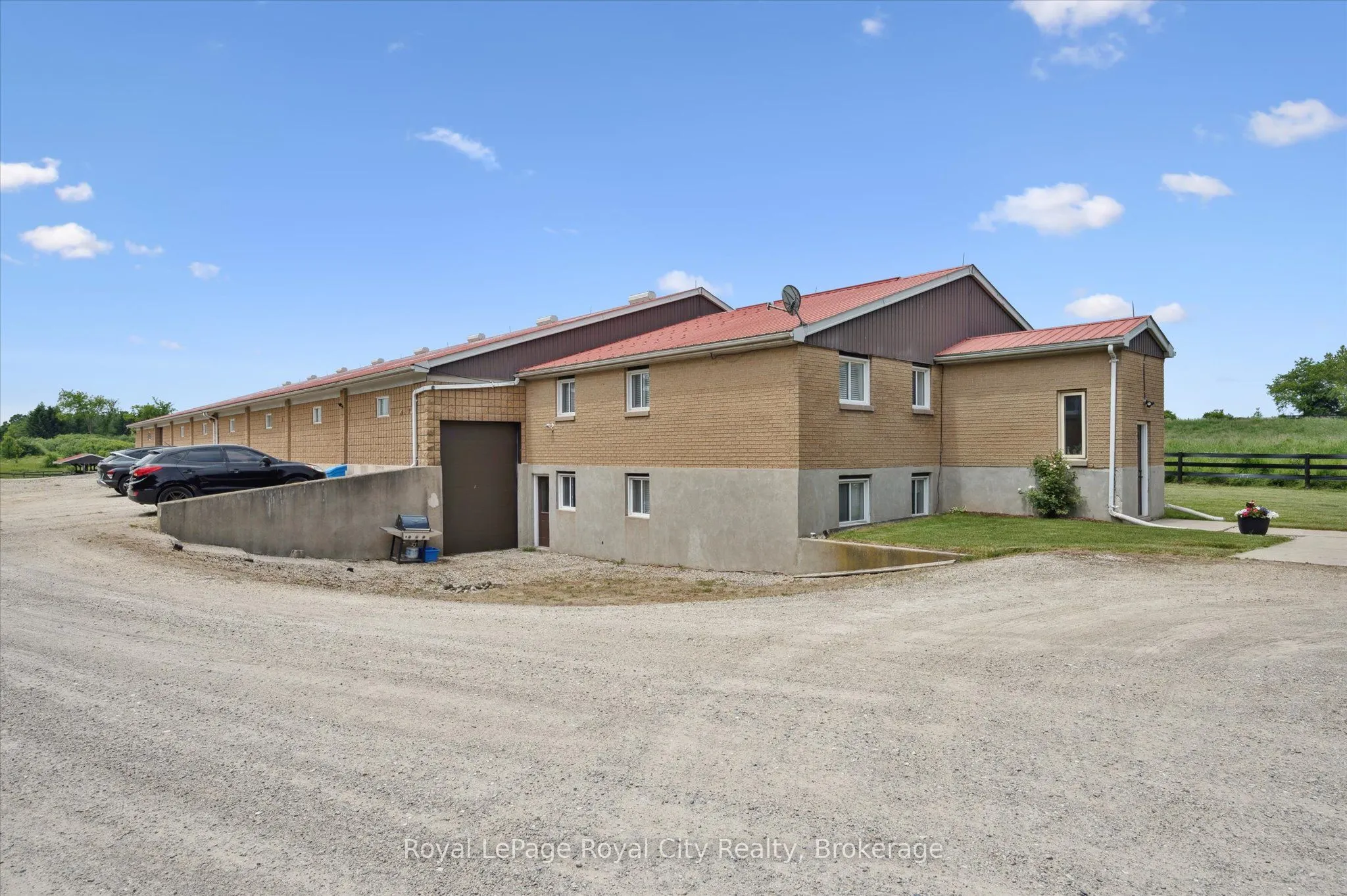 5072 Wellington  32 Road