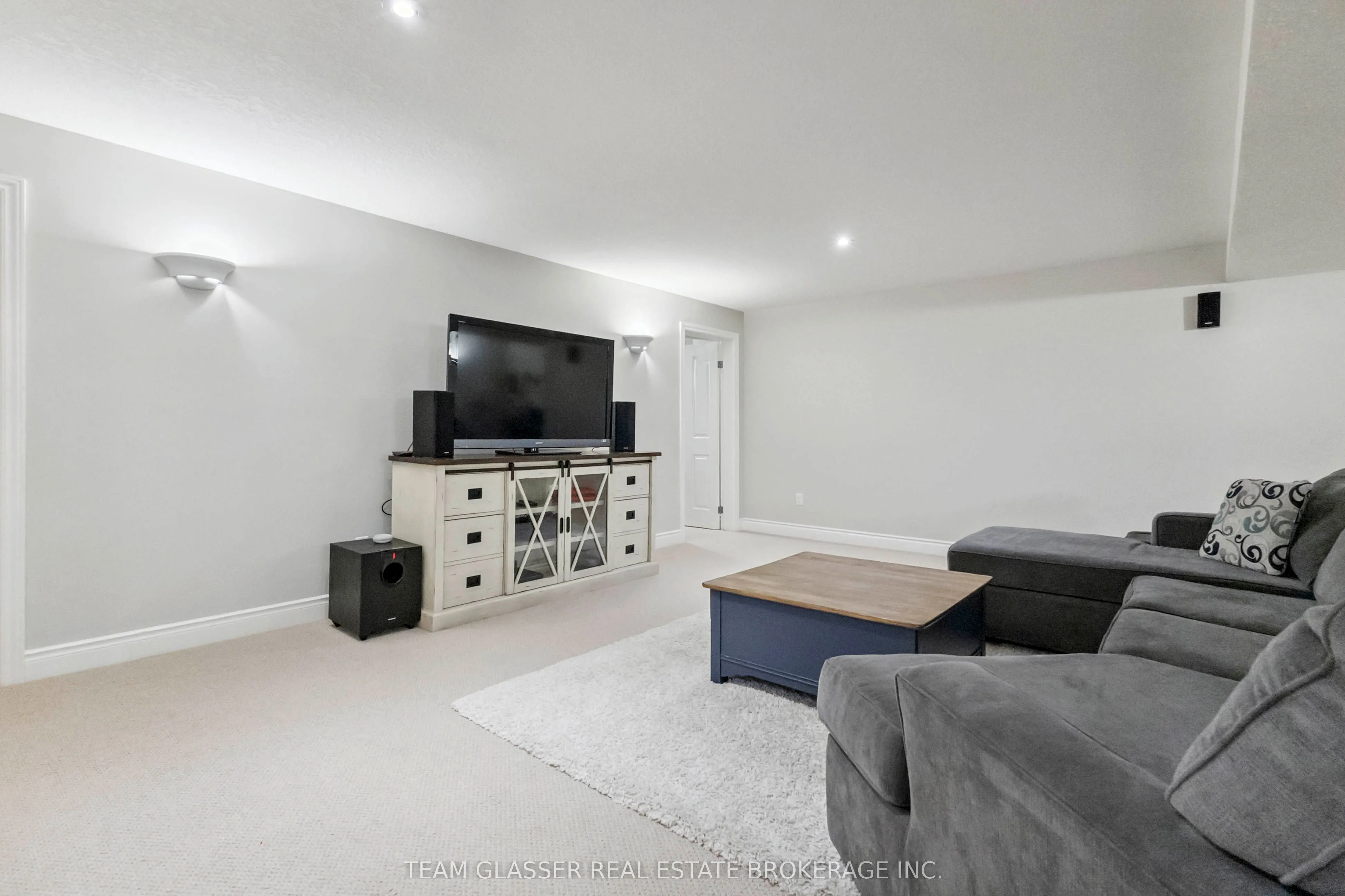 143 DEBORAH Drive