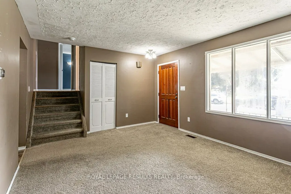 1 Vanier Place