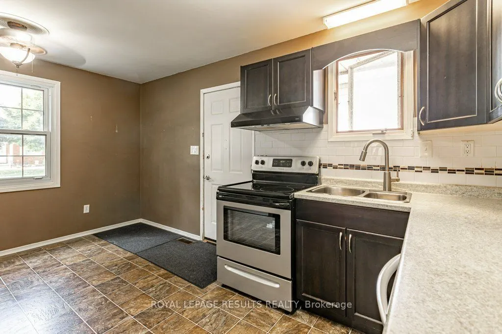 1 Vanier Place