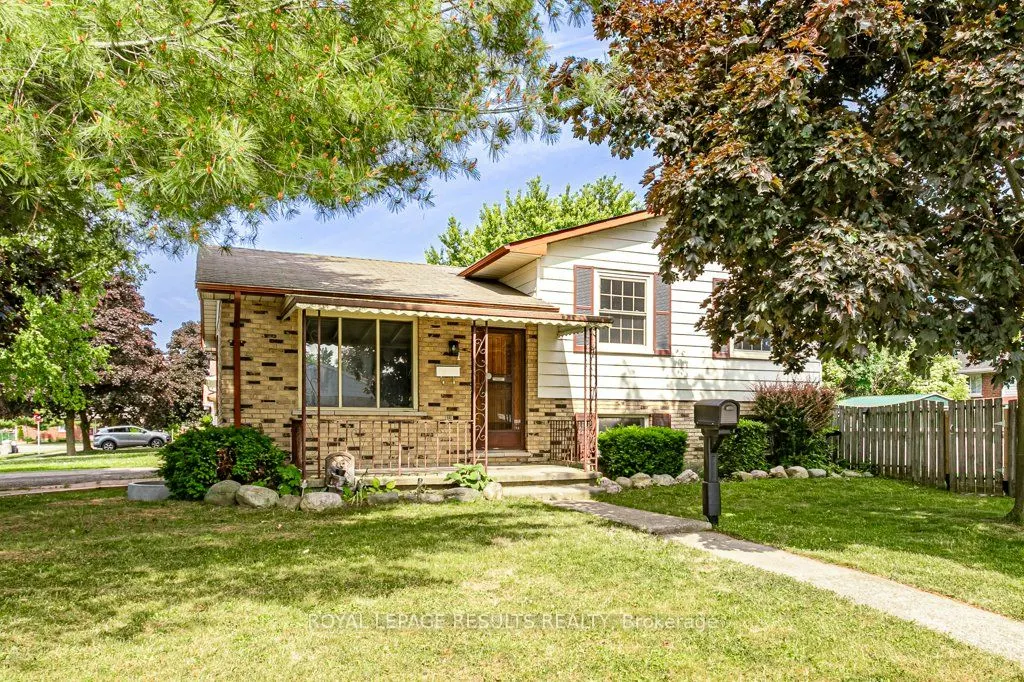 1 Vanier Place