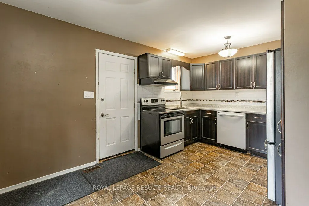 1 Vanier Place