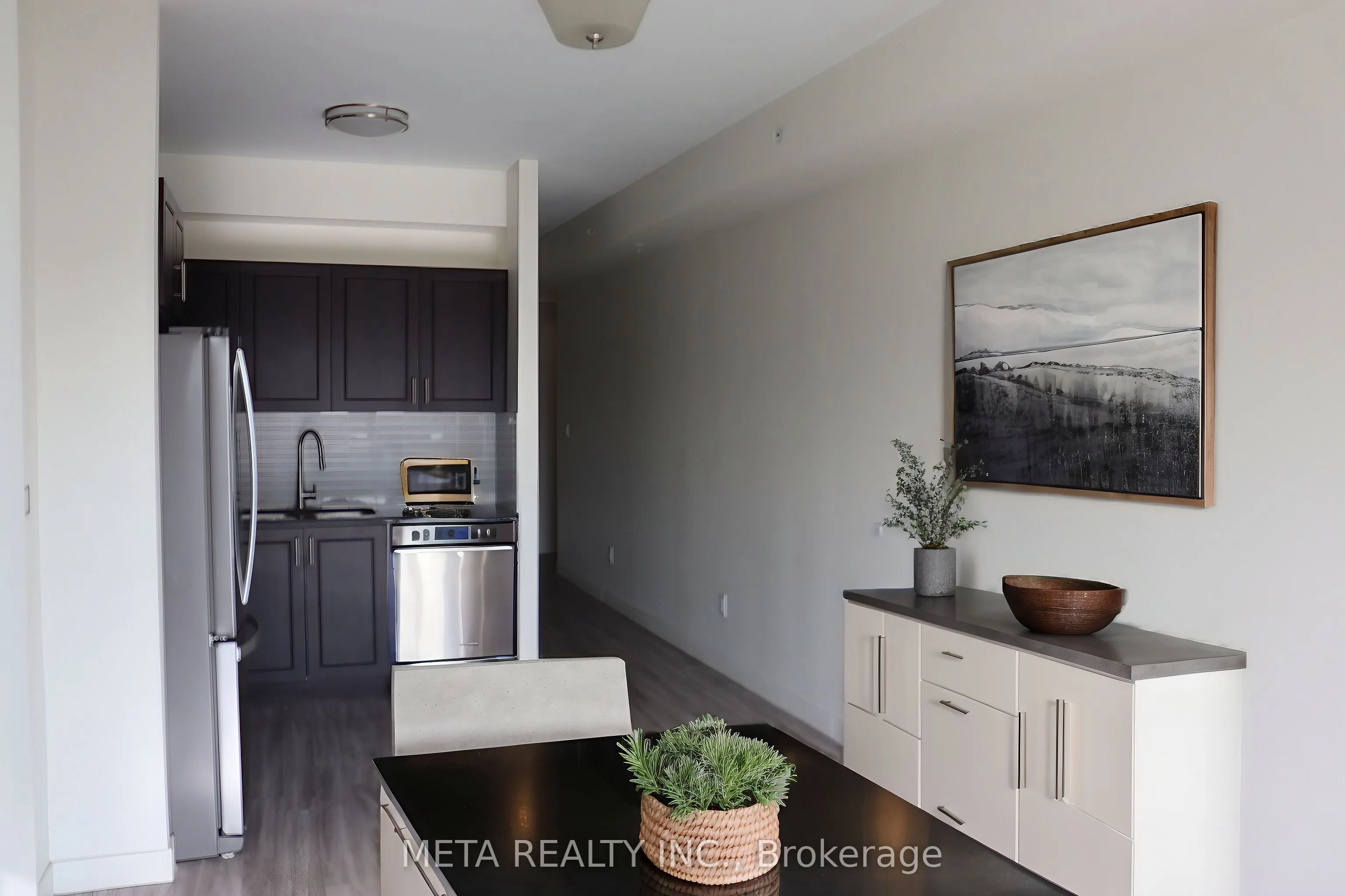 128 KING Street #908