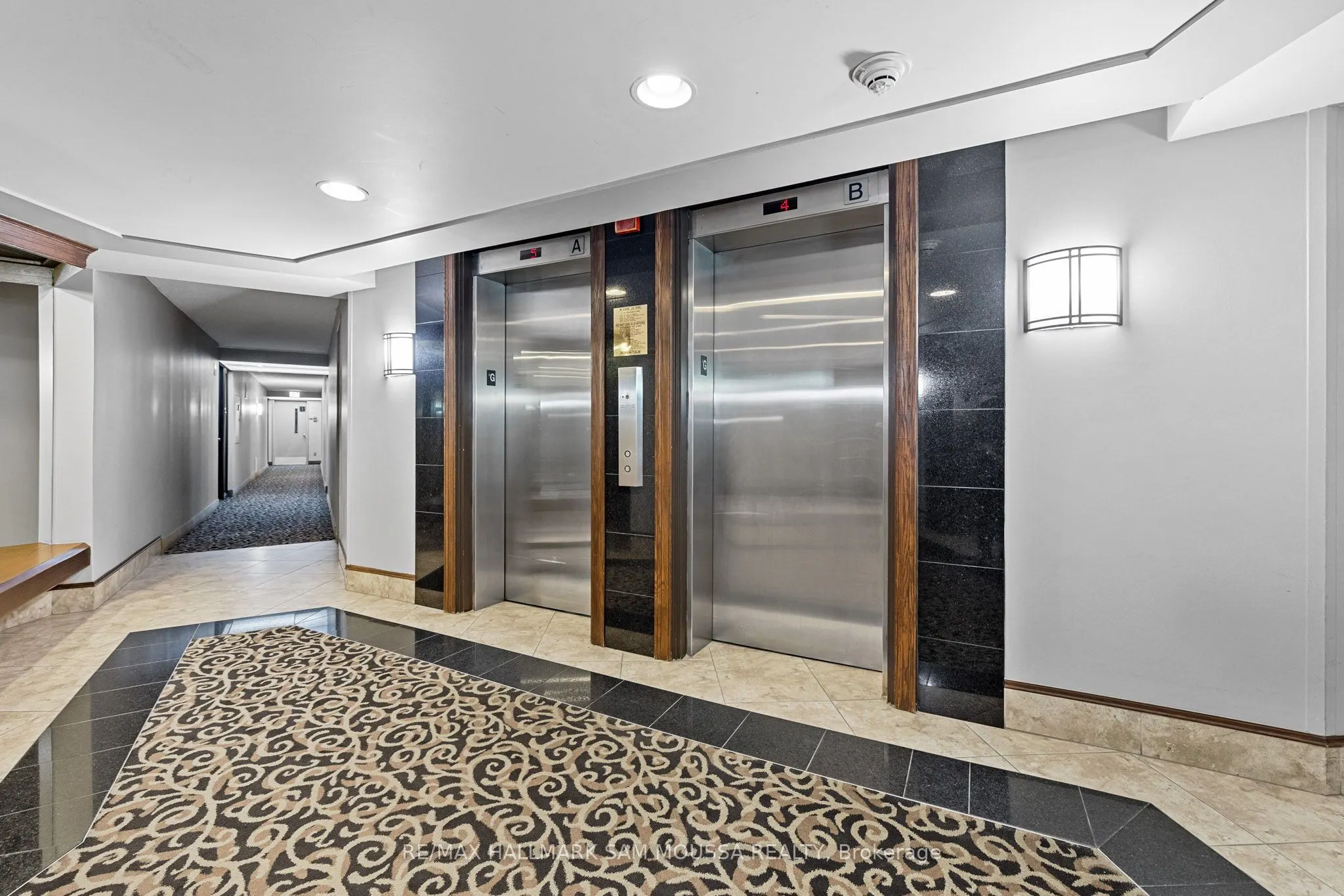 1081 Ambleside Drive, #2003