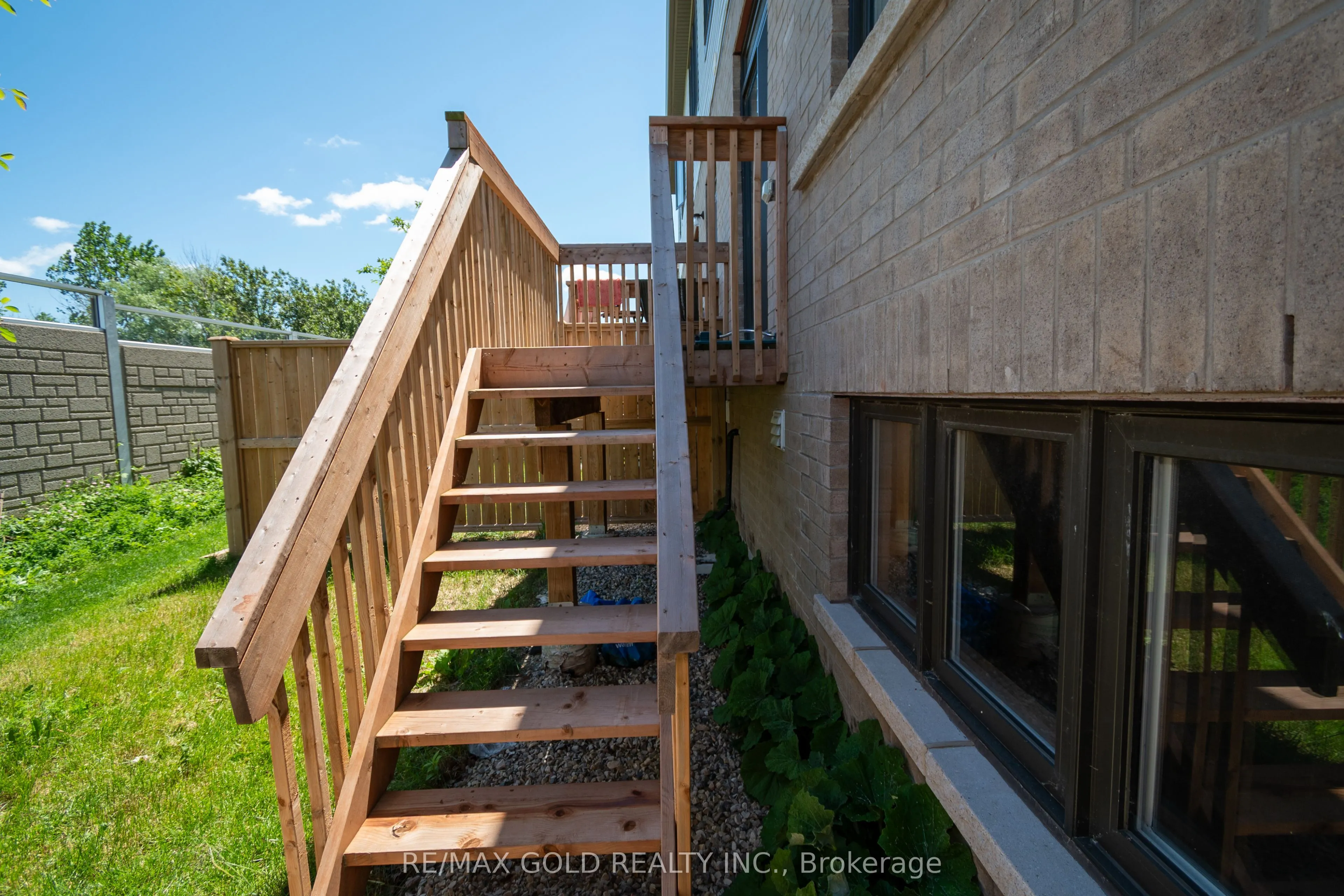 166 Deerpath Drive #1