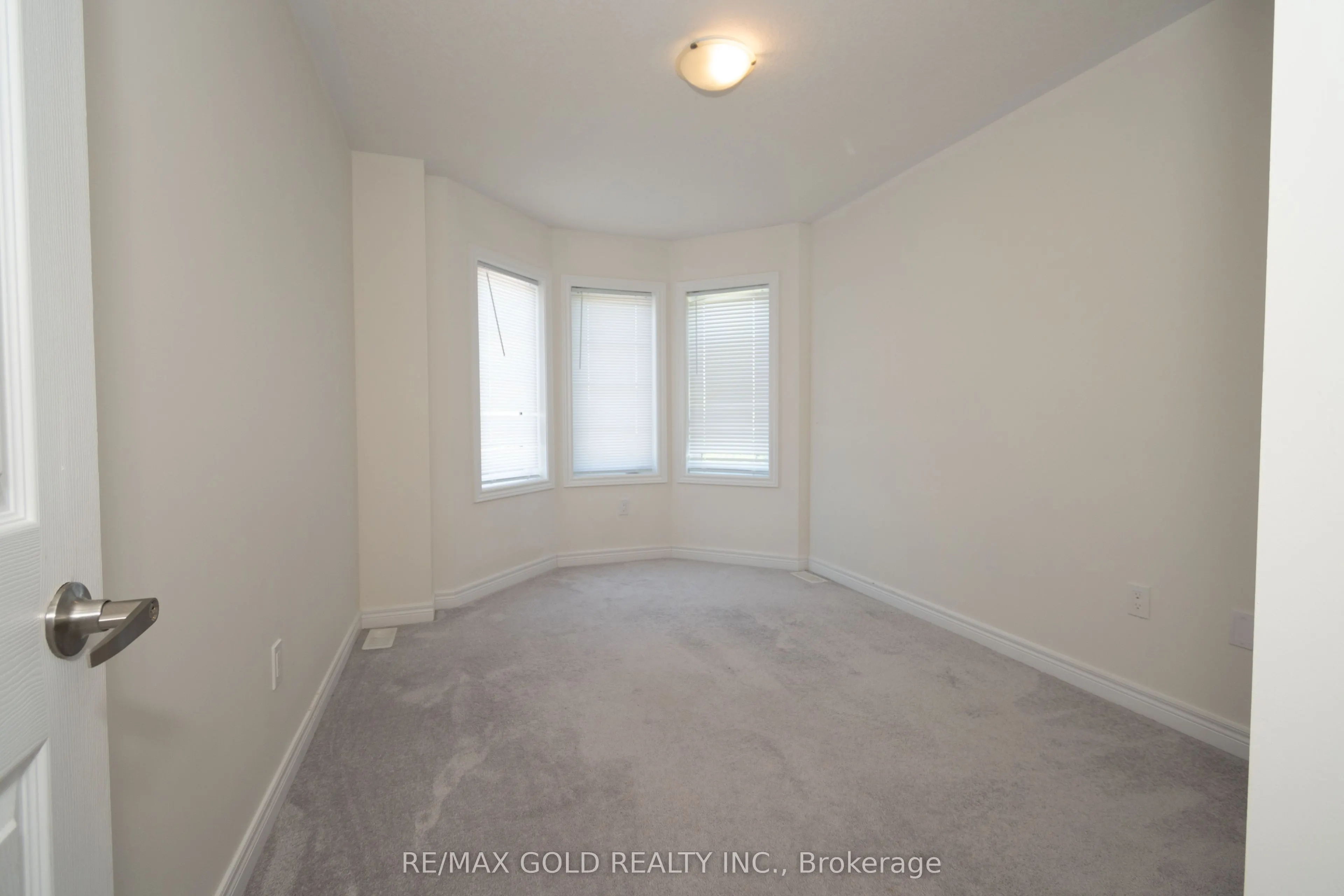 166 Deerpath Drive #1