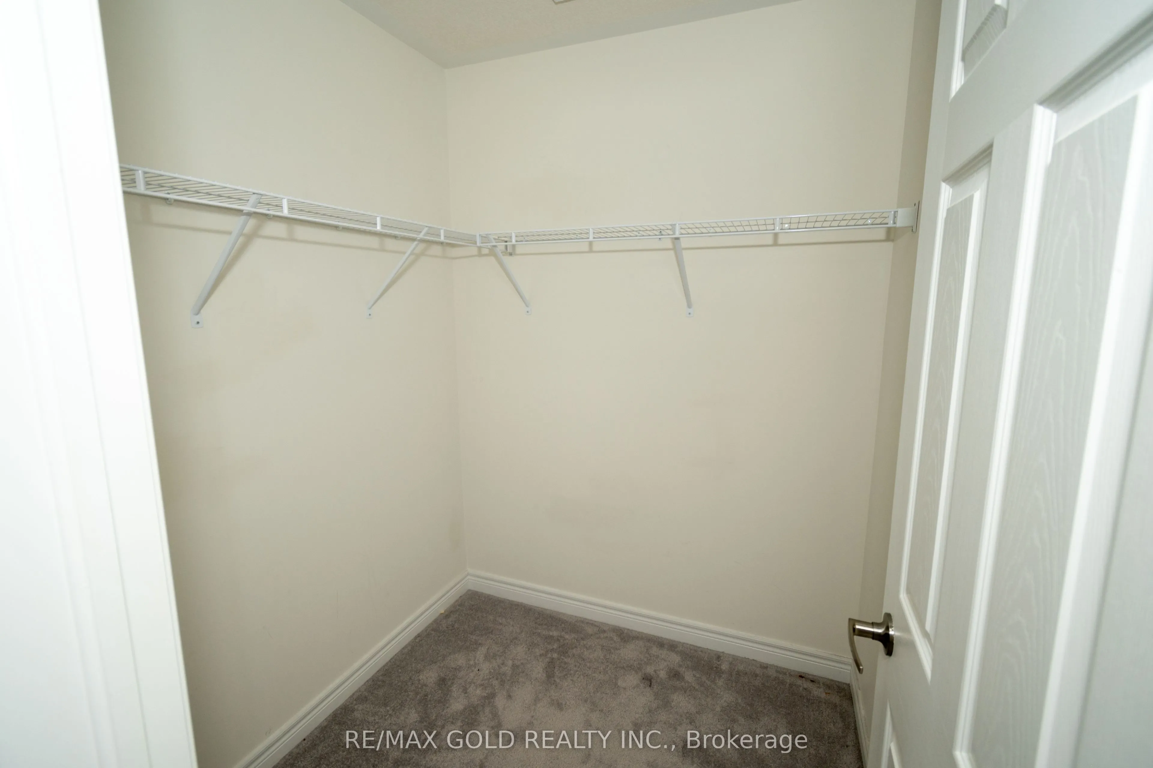 166 Deerpath Drive #1