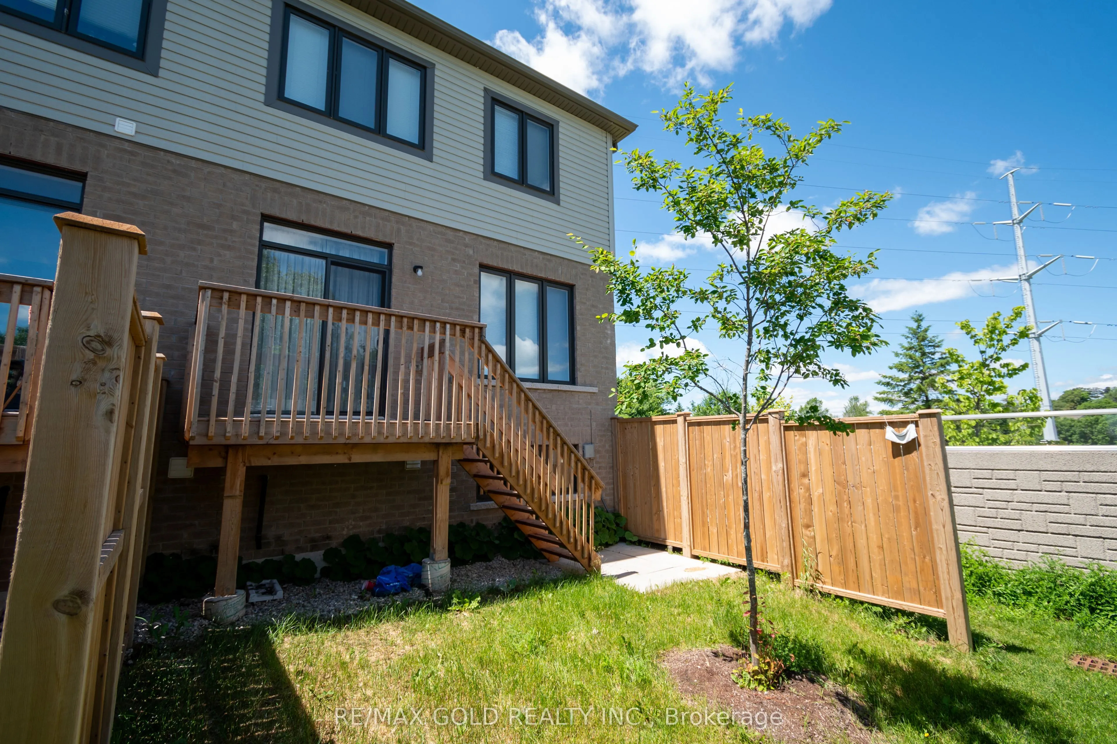 166 Deerpath Drive #1