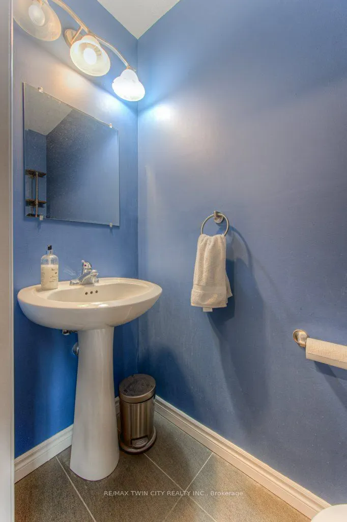 1430 Highland Road W, #19A