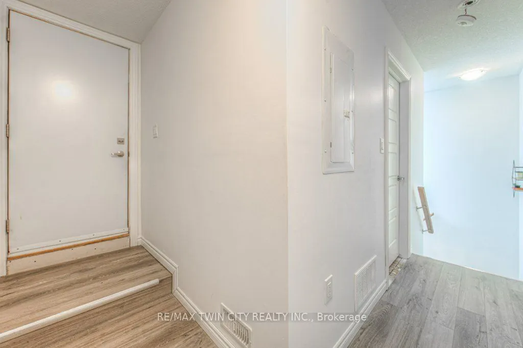 1430 Highland Road W, #19A