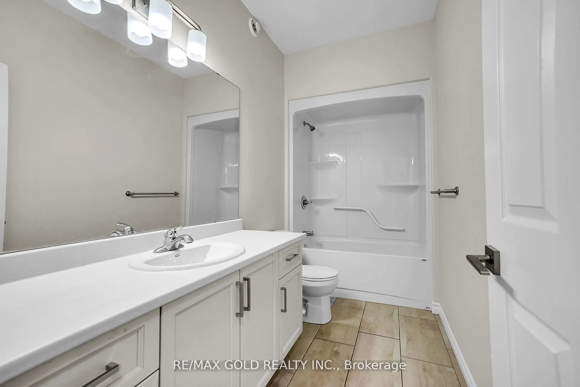 92 Athabaska Drive