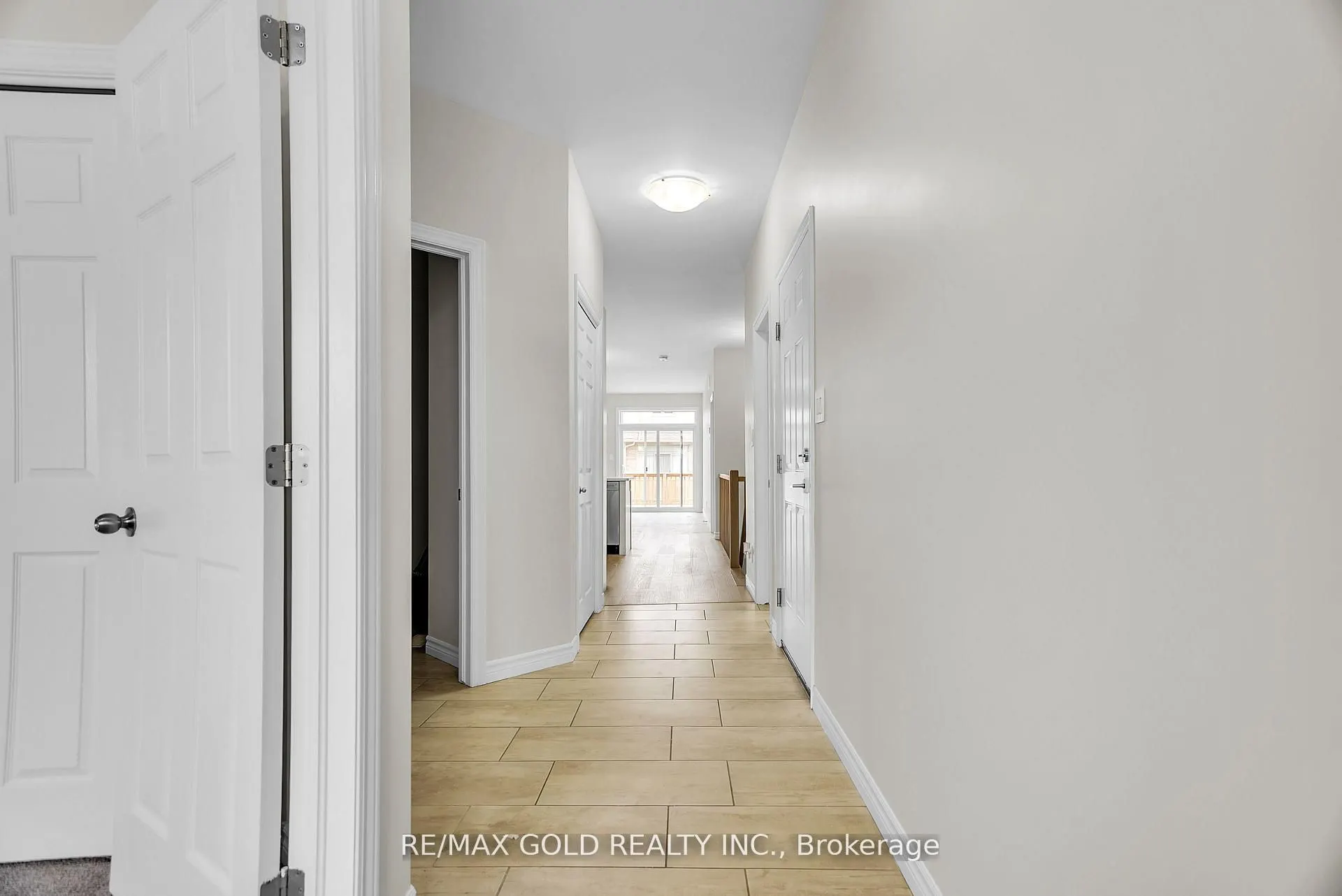 92 Athabaska Drive