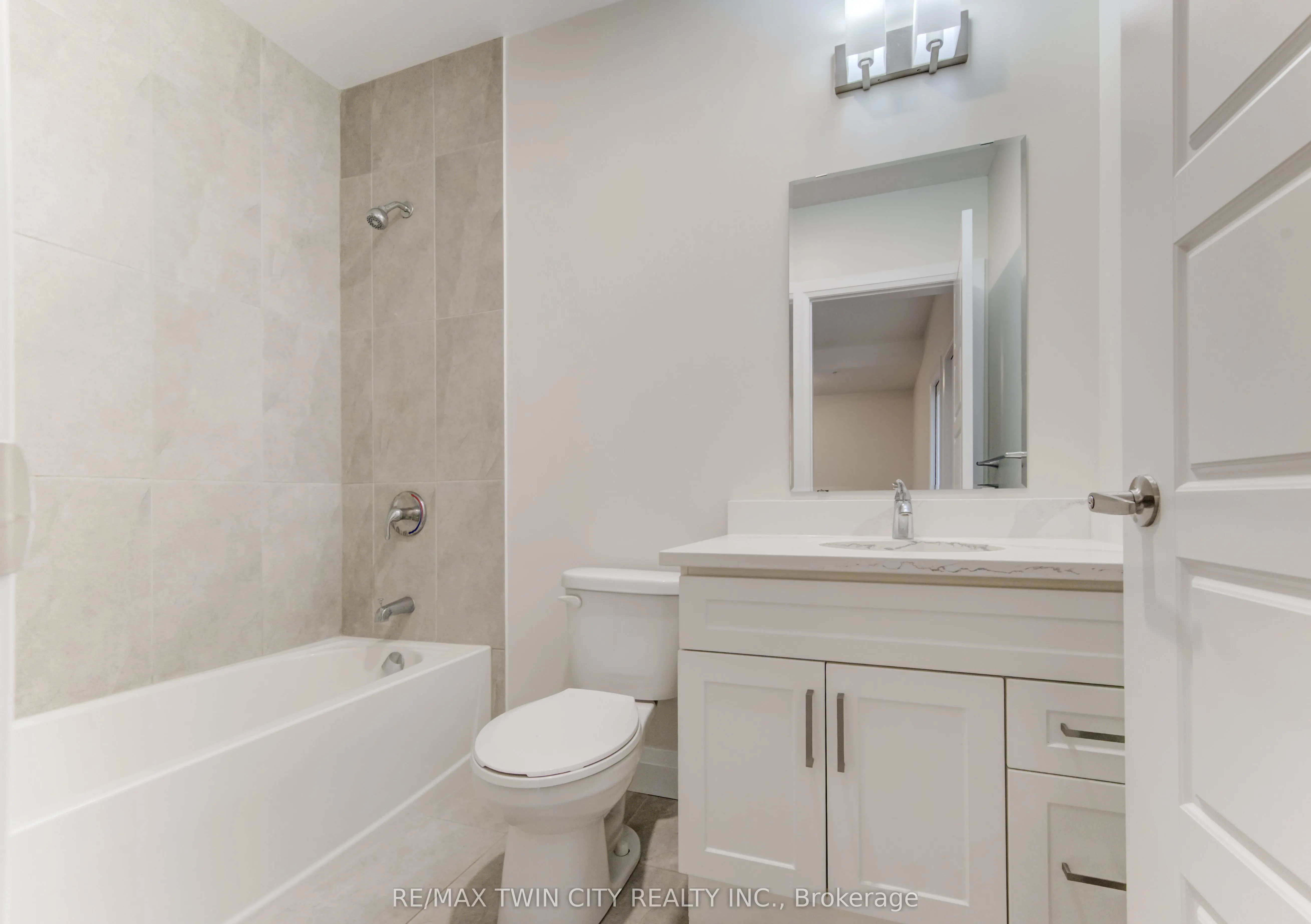 5 Wake Robin Drive, #303