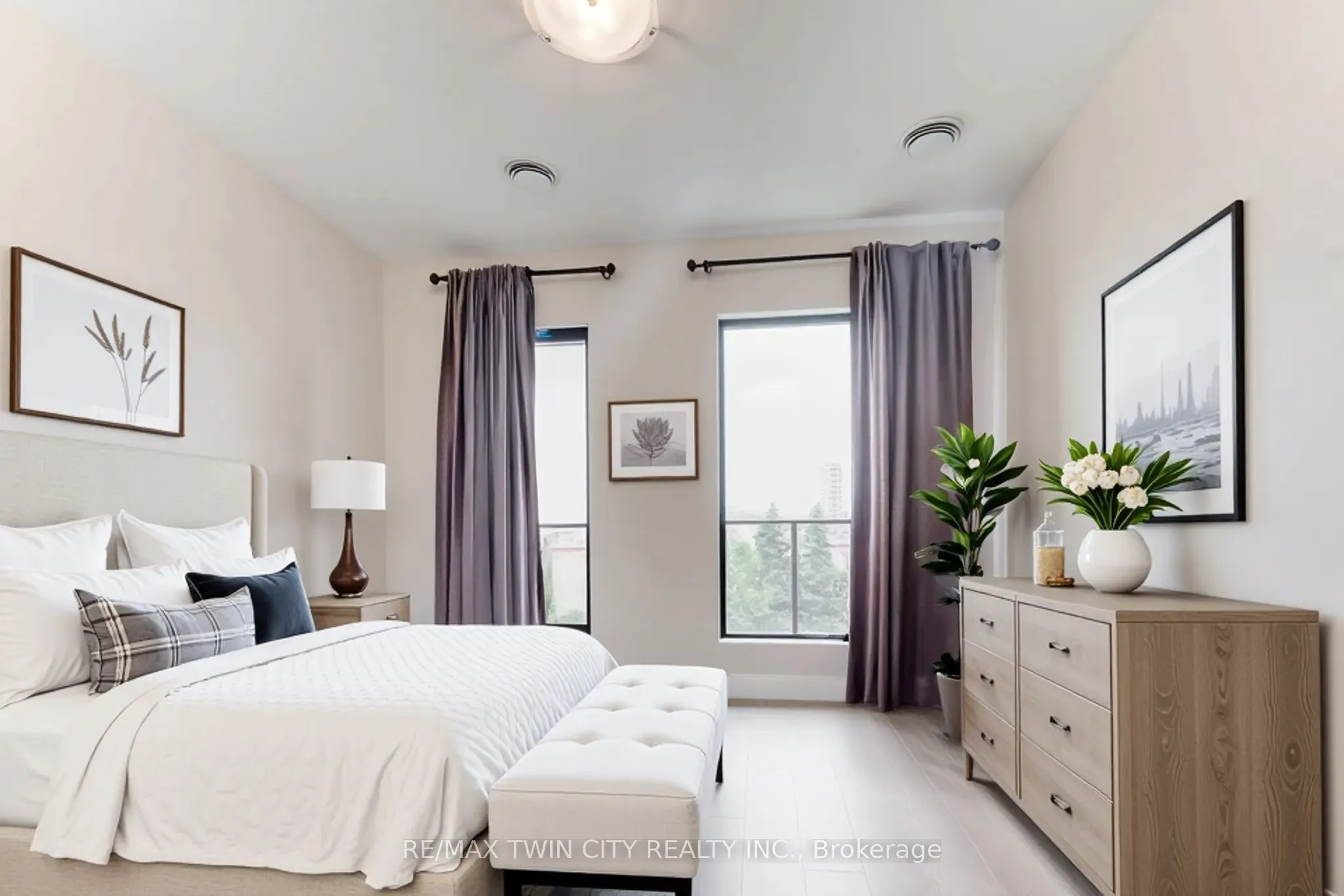 5 Wake Robin Drive, #303