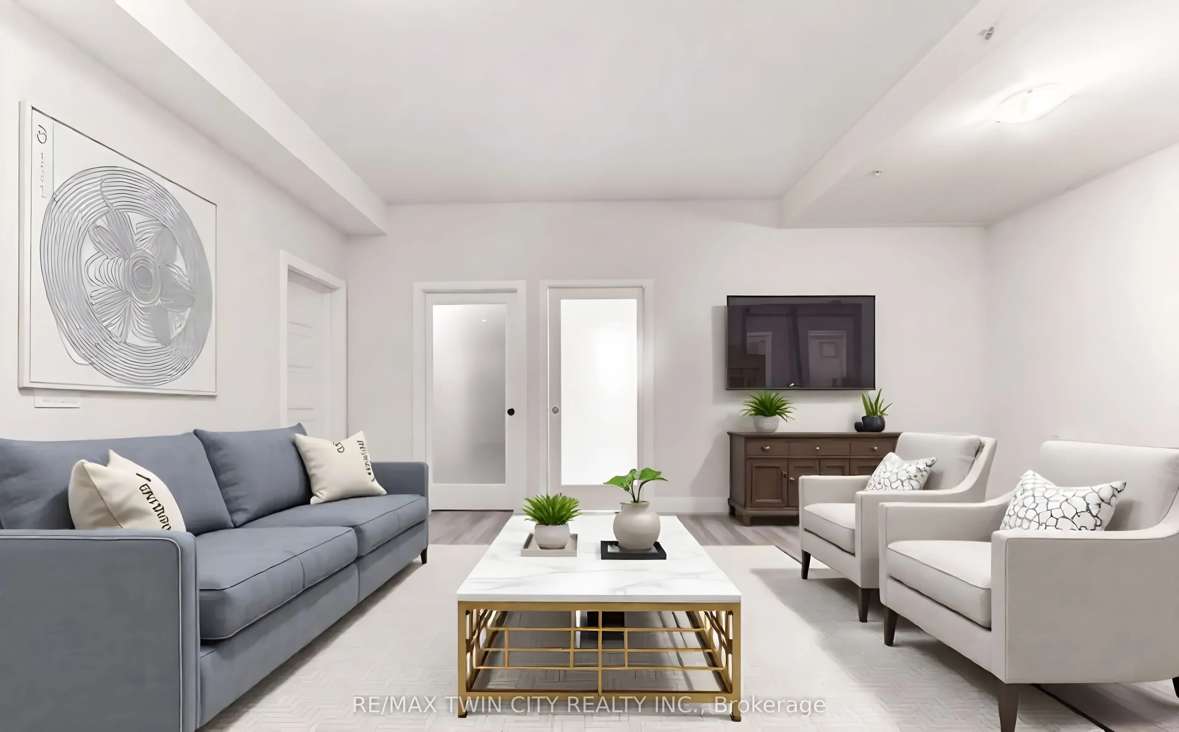 5 Wake Robin Drive, #303