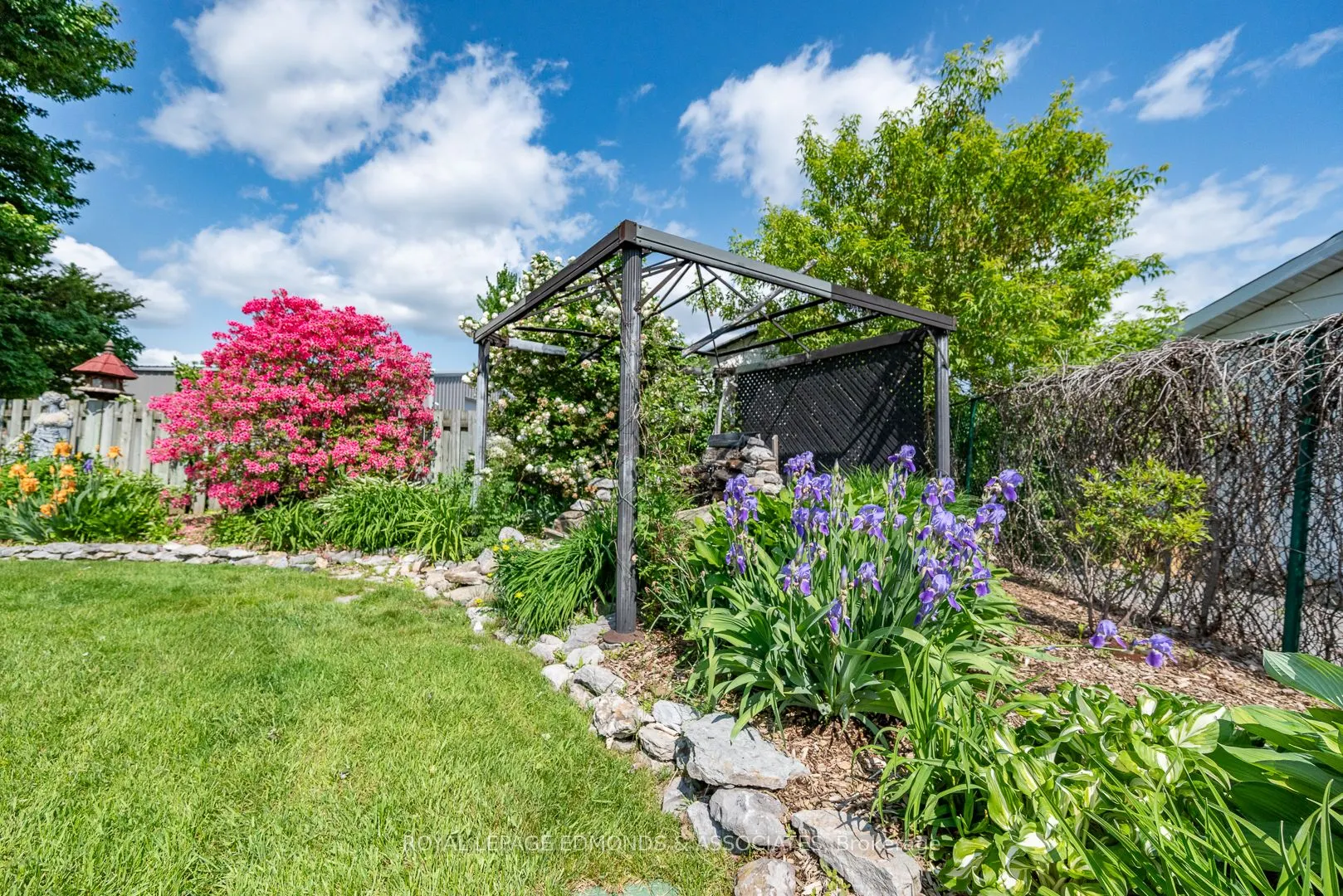 1315 Blakely Crescent W
