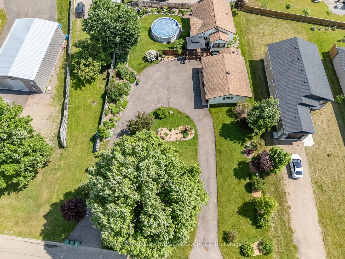 1315 Blakely Crescent W