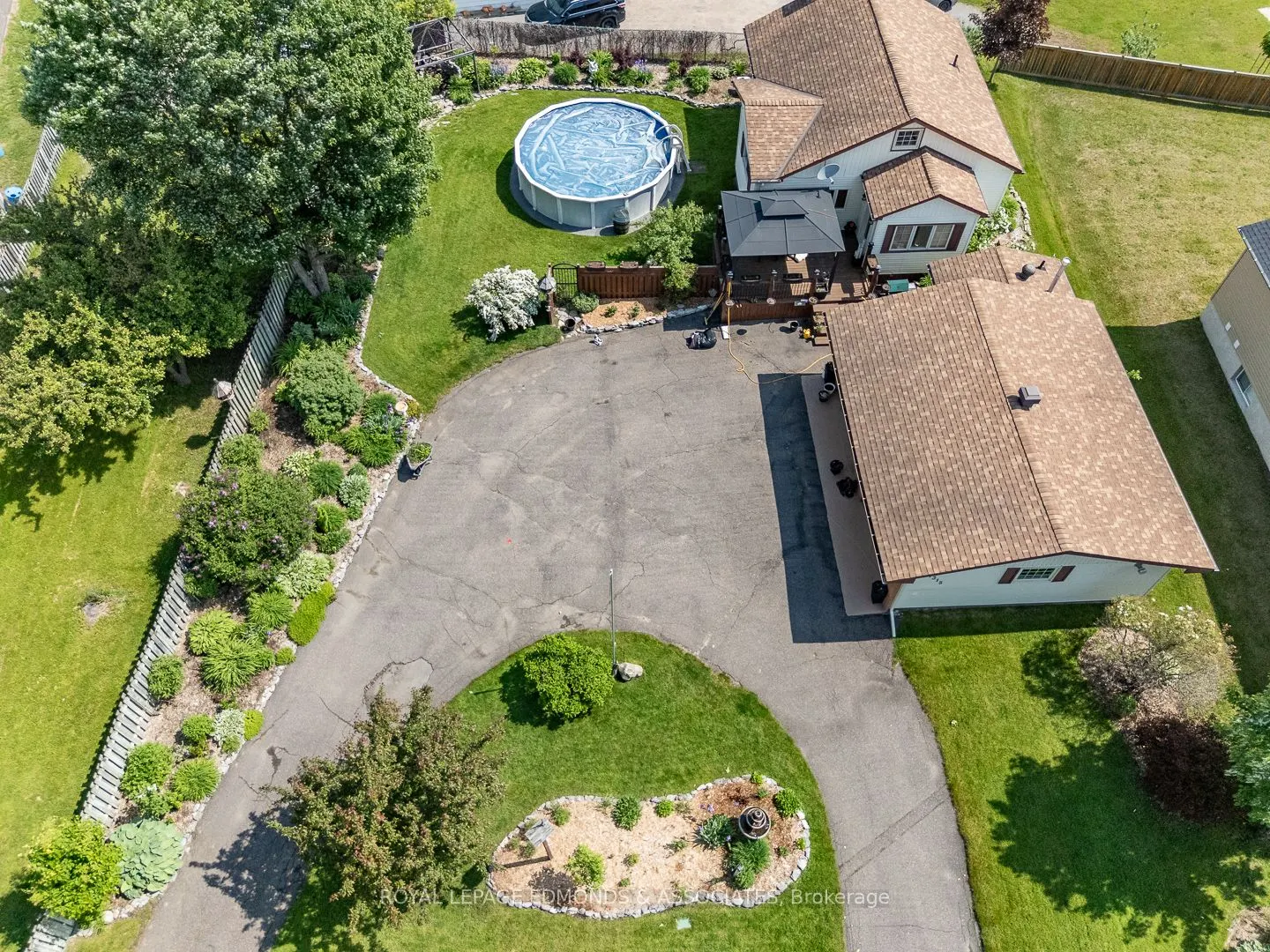 1315 Blakely Crescent W