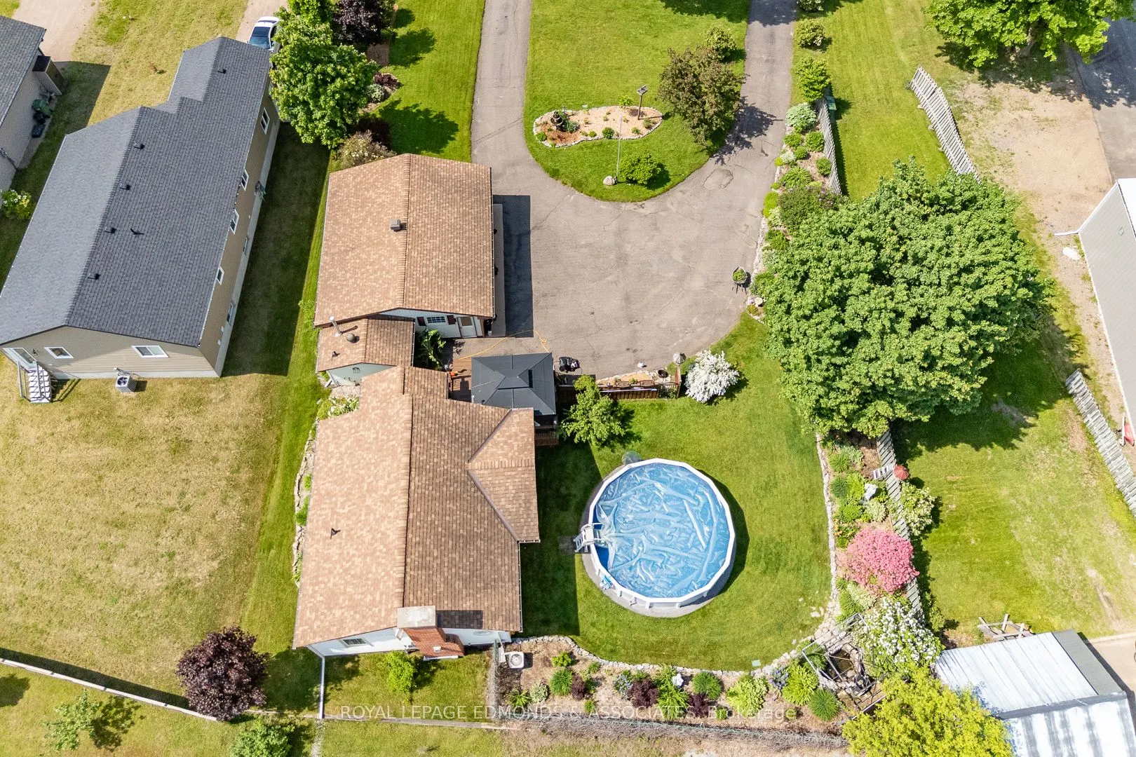 1315 Blakely Crescent W