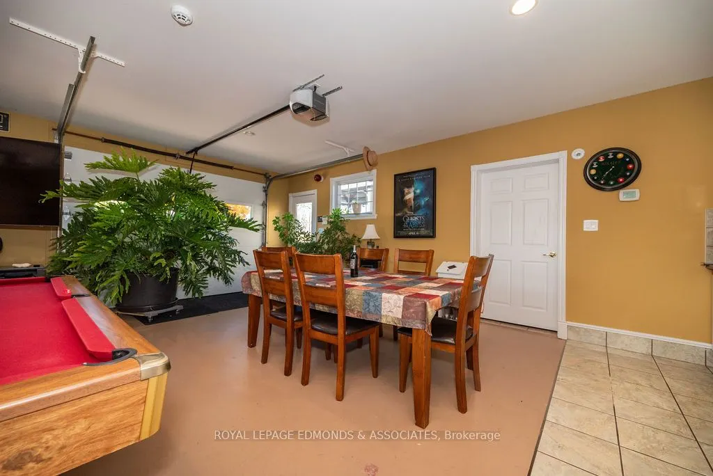 1315 Blakely Crescent W