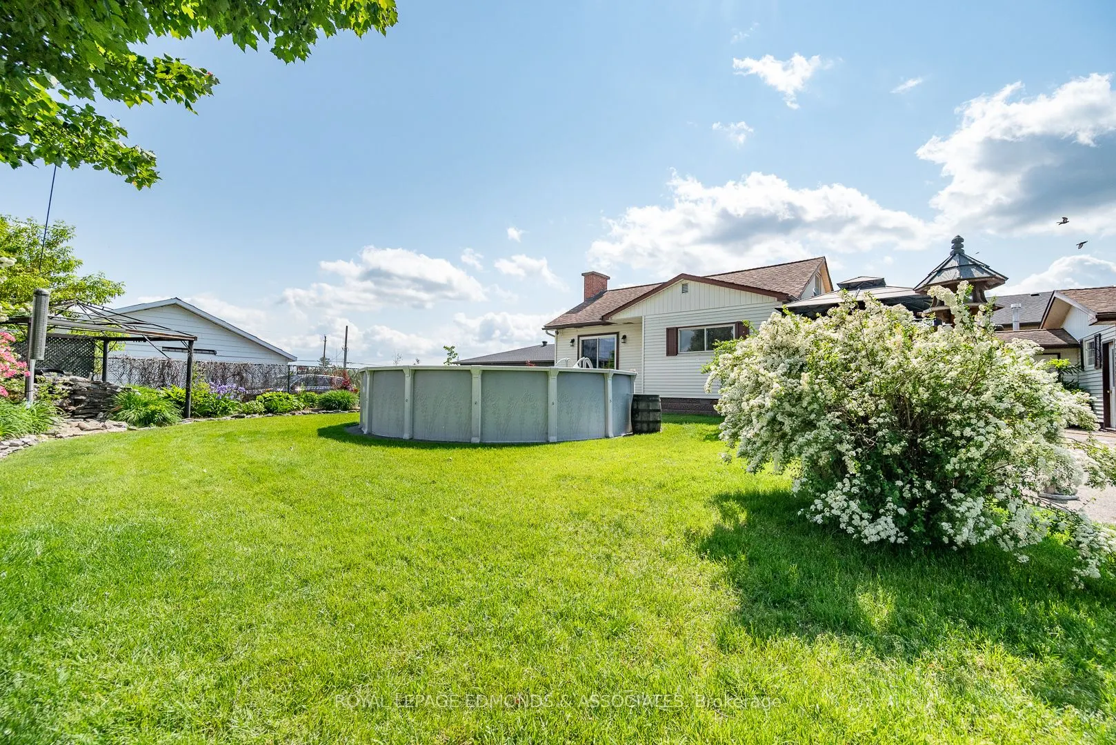 1315 Blakely Crescent W