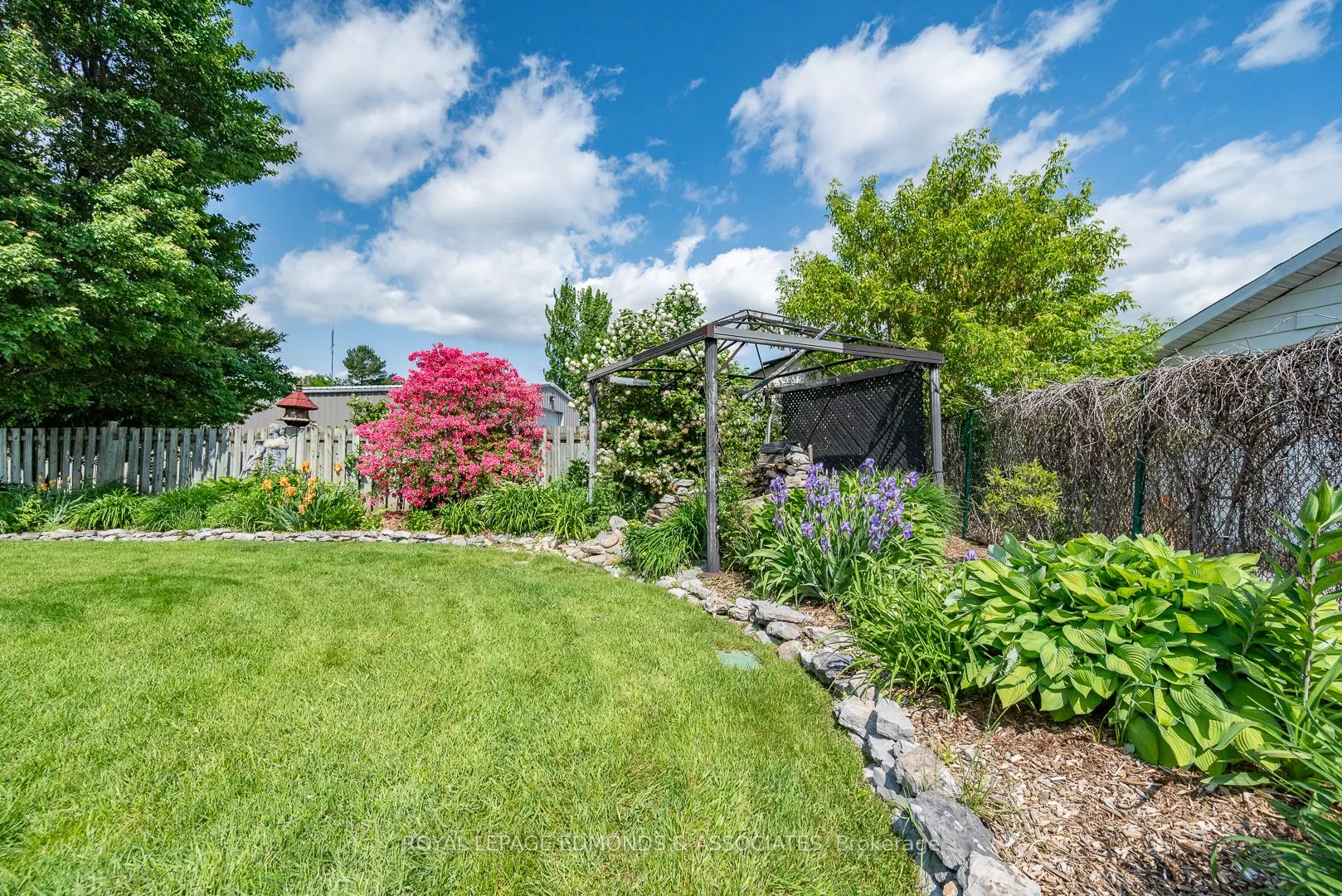 1315 Blakely Crescent W