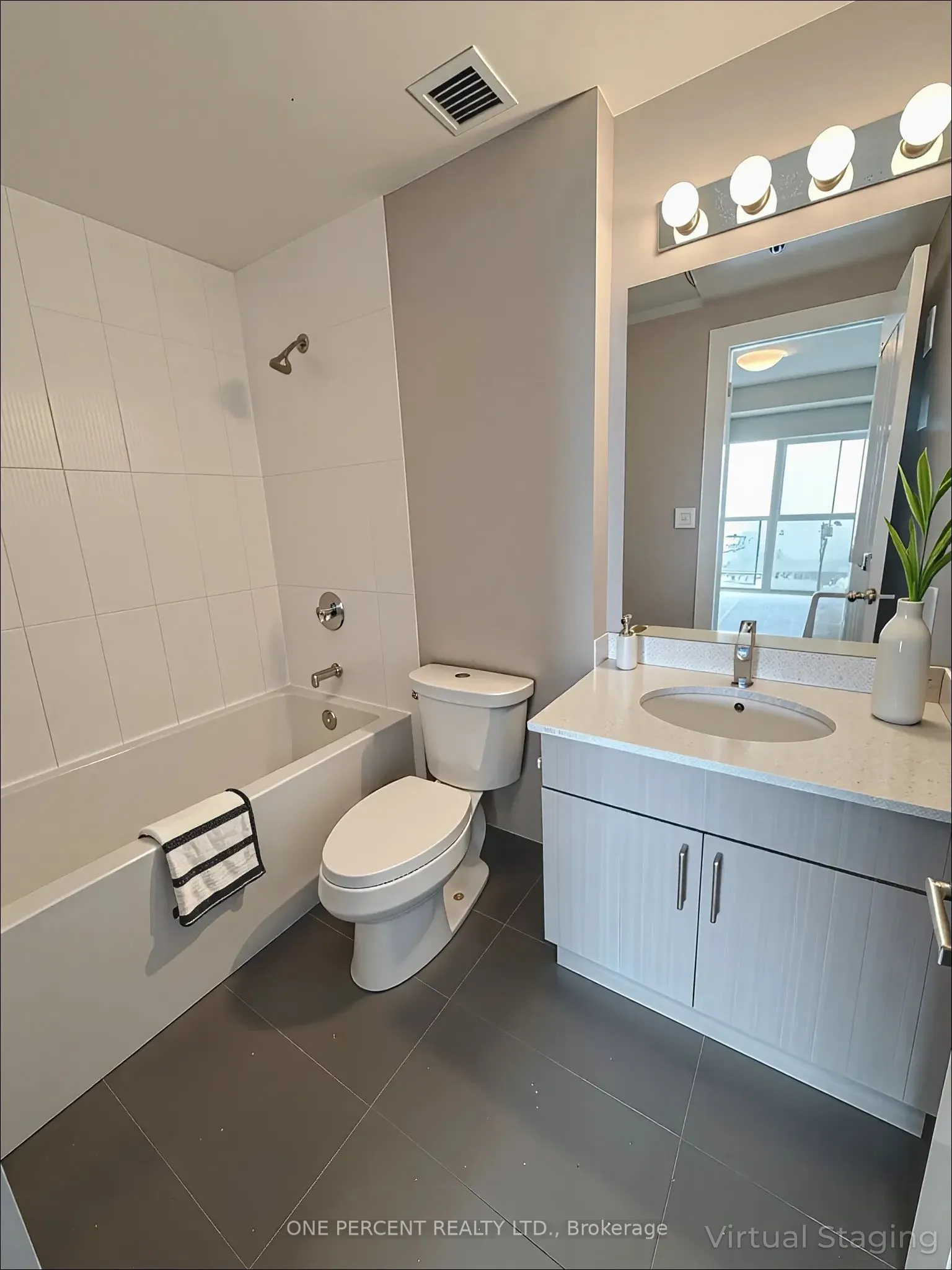 560 North Service Road, #605