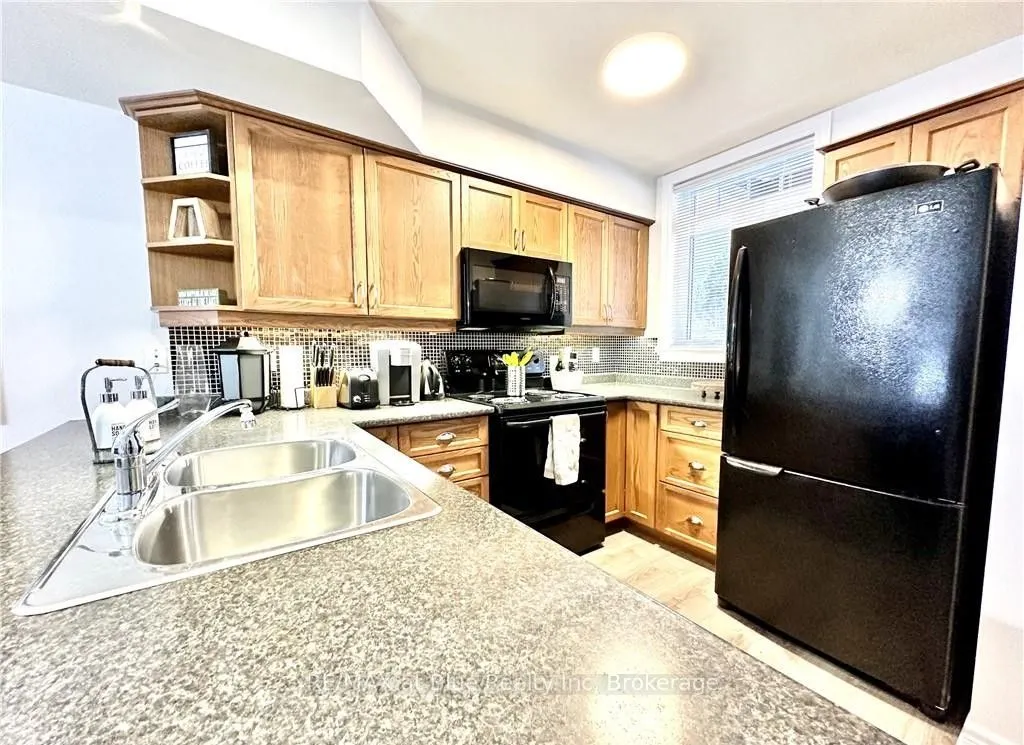 1579 ANSTRUTHER LAKE Road, #20