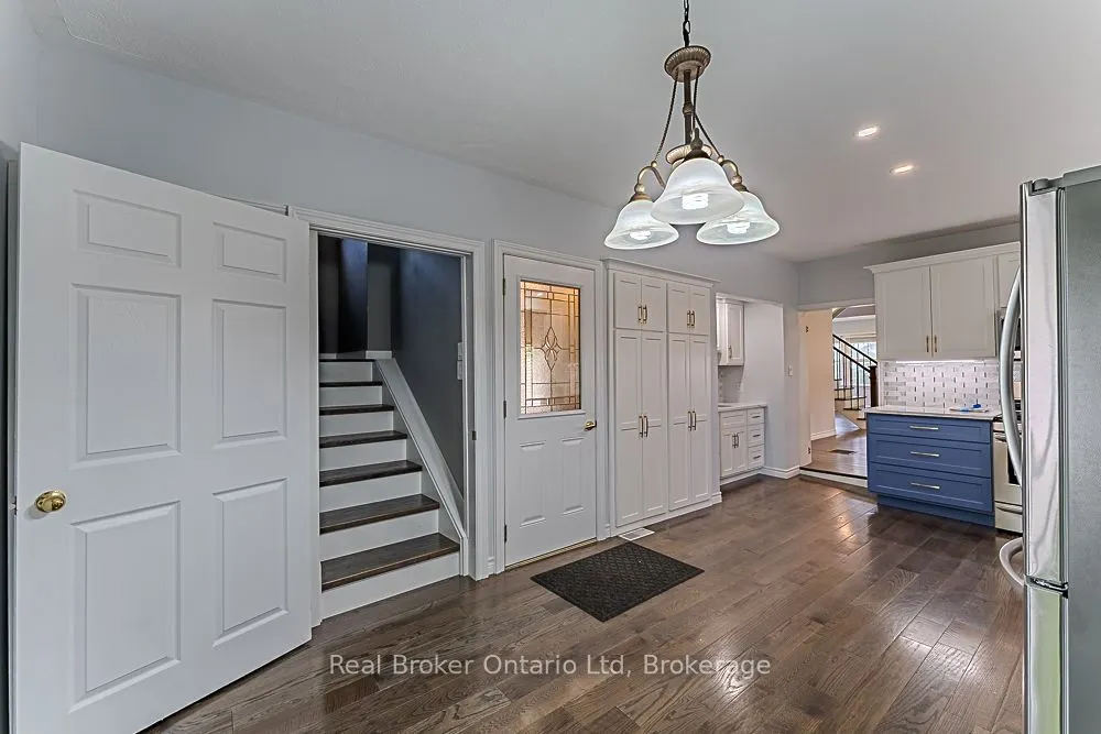 144 Loucks Lane
