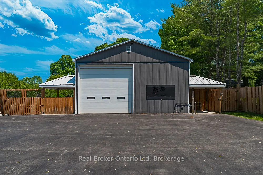 144 Loucks Lane