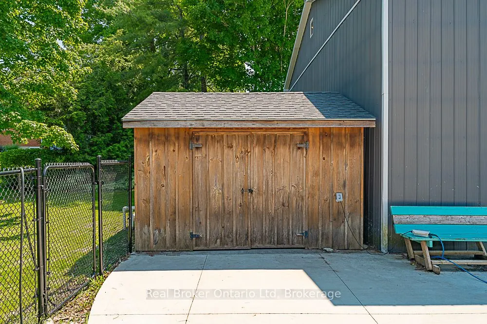 144 Loucks Lane