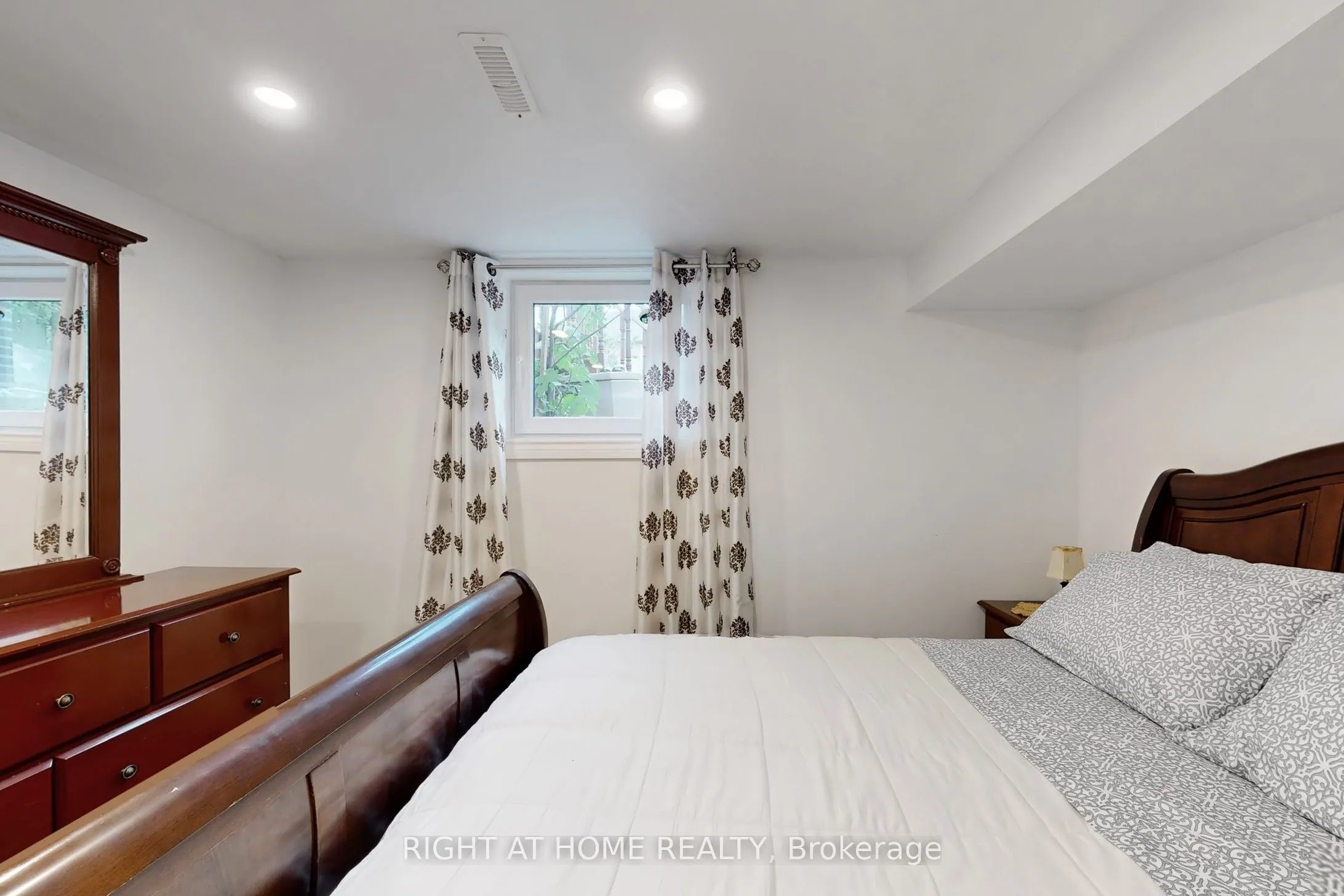 186 Green Road