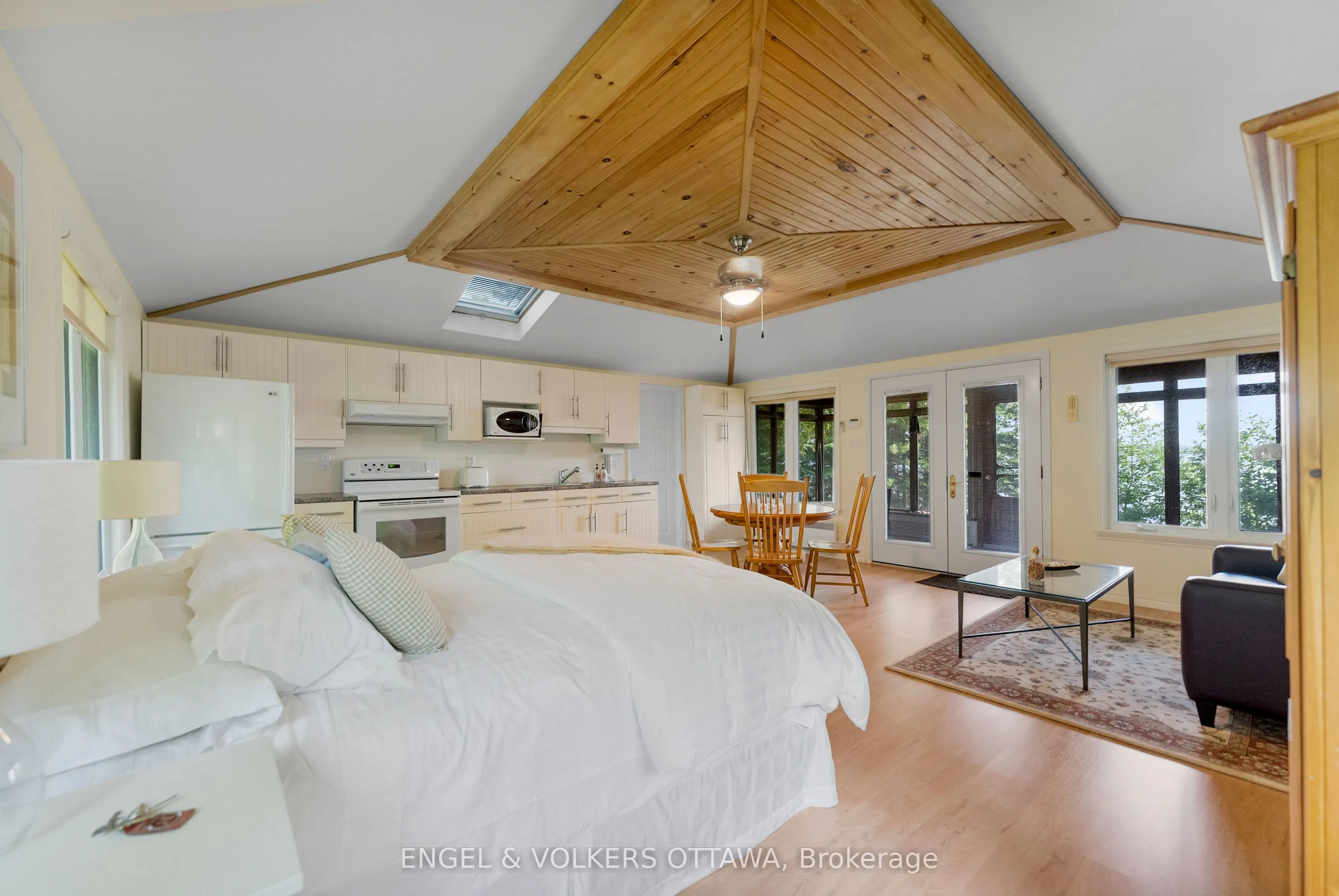 541 Morglan Lane