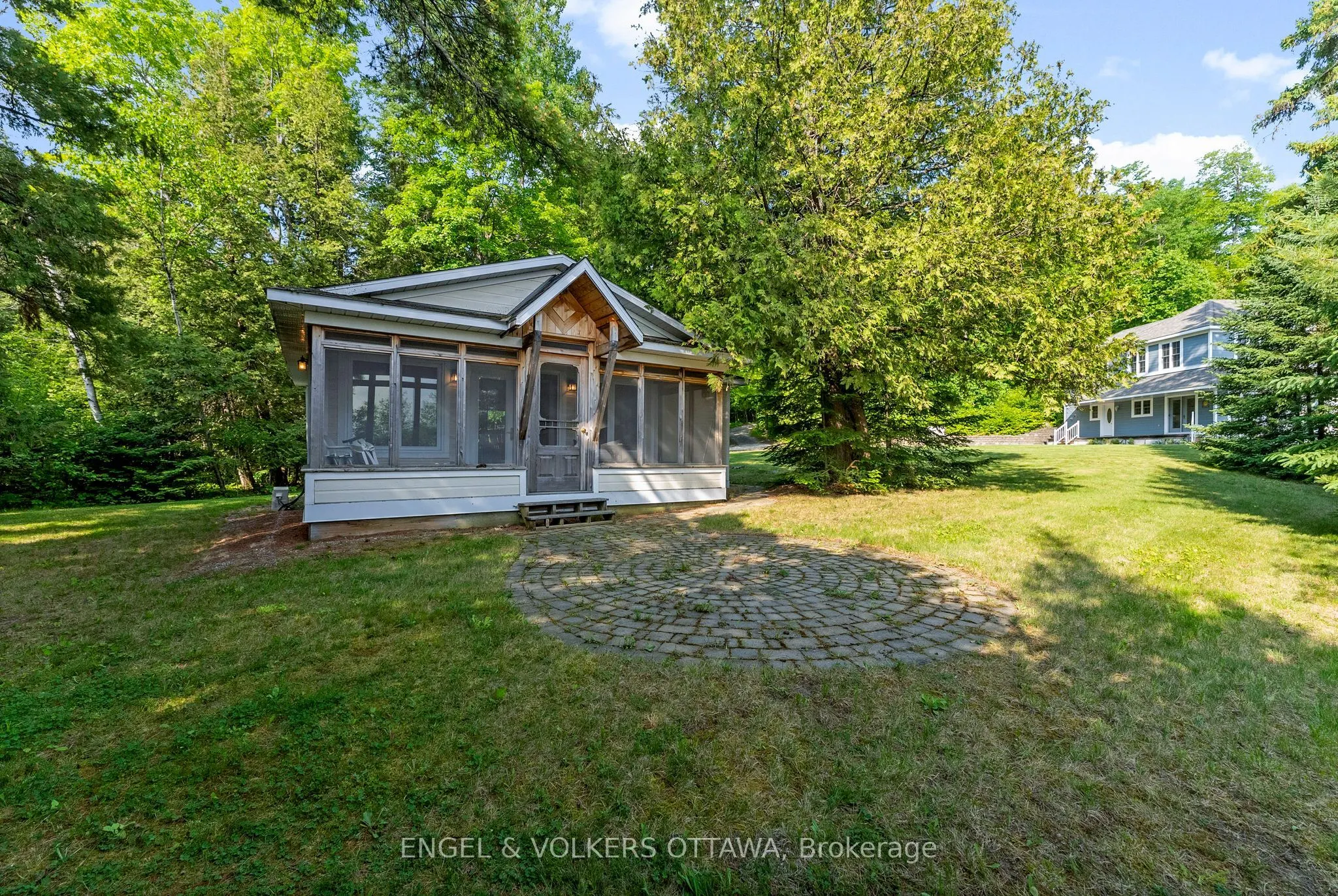 541 Morglan Lane