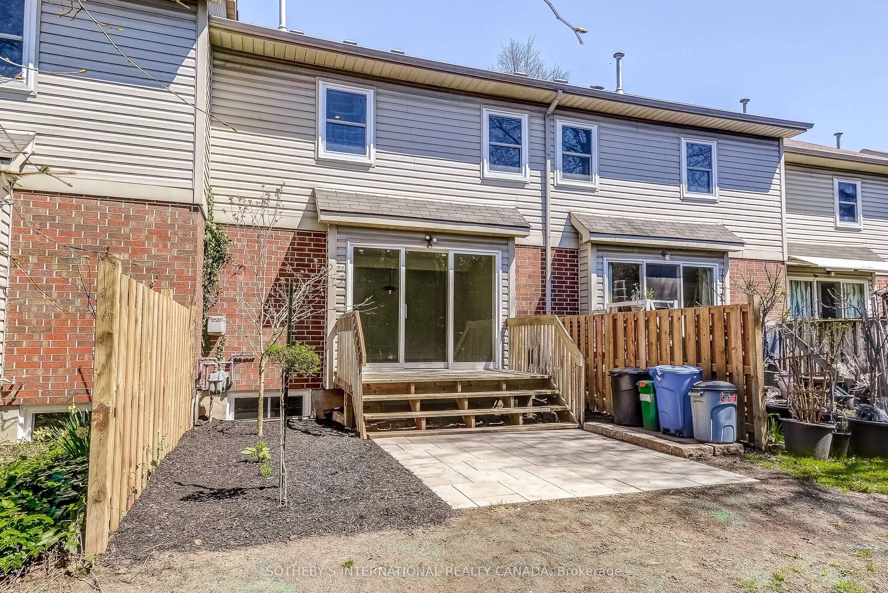 55 Kerman Avenue, #5