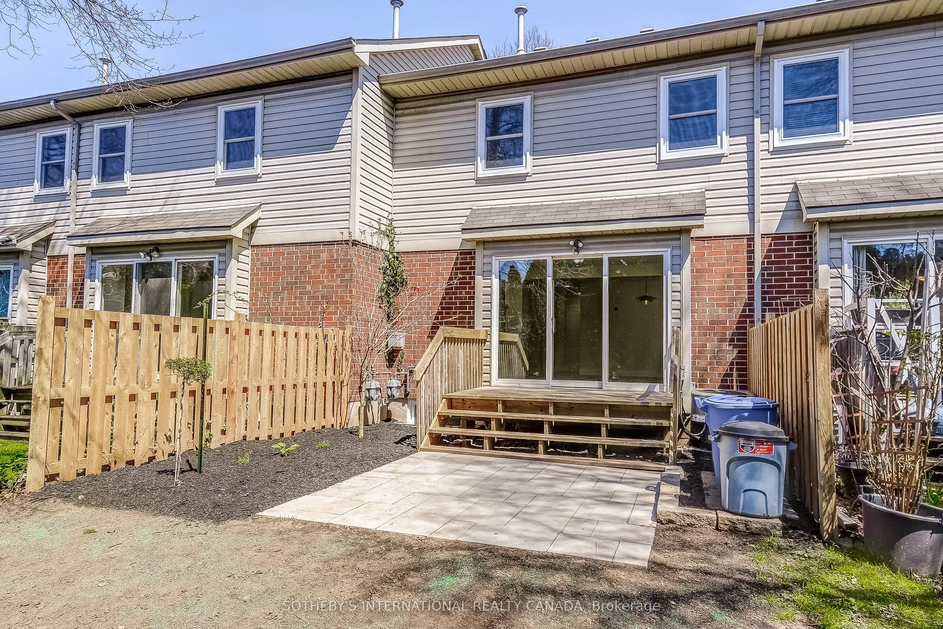 55 Kerman Avenue, #5