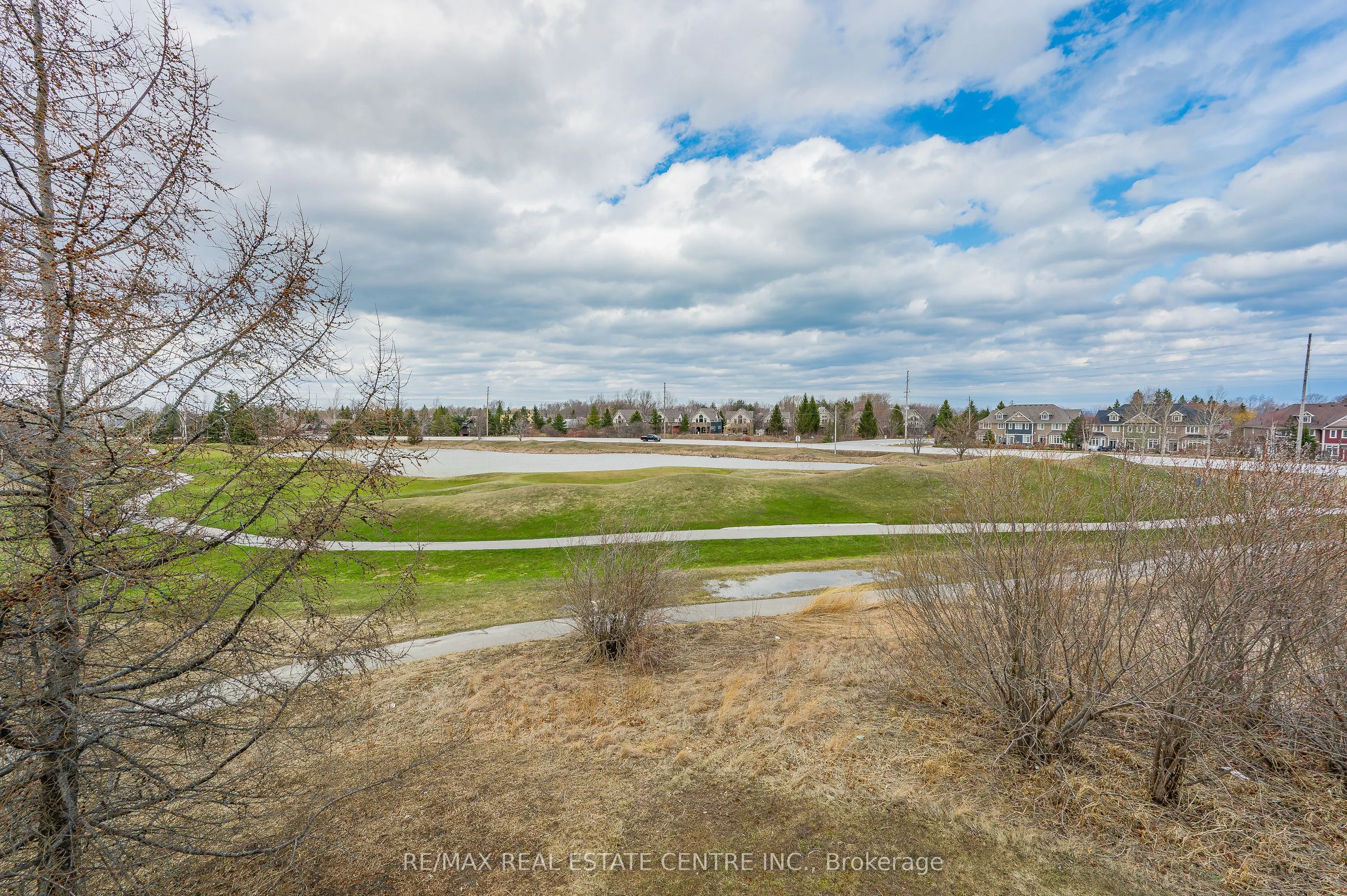 125 FAIRWAY Court, #228