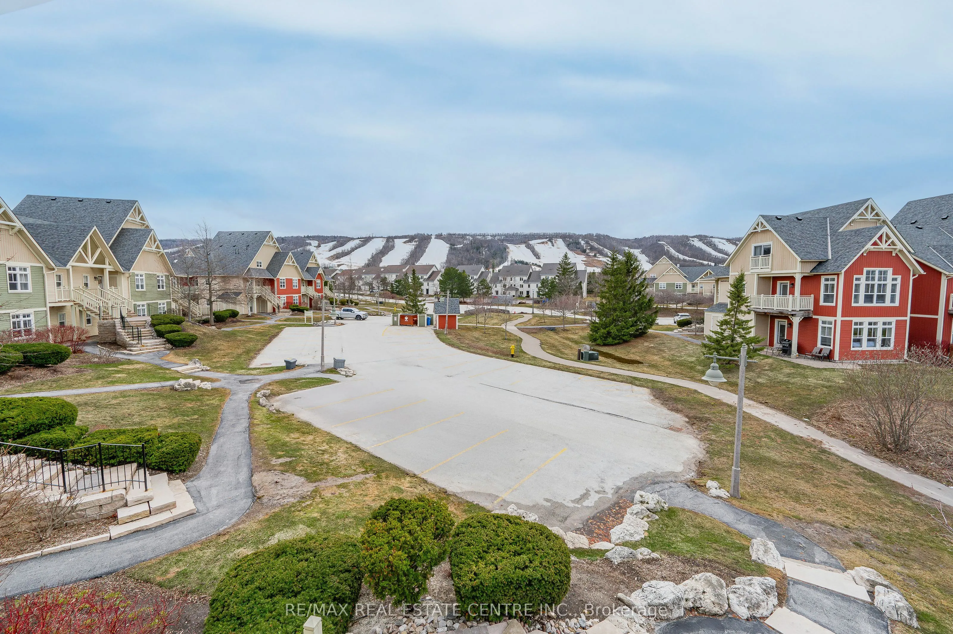 125 FAIRWAY Court, #228