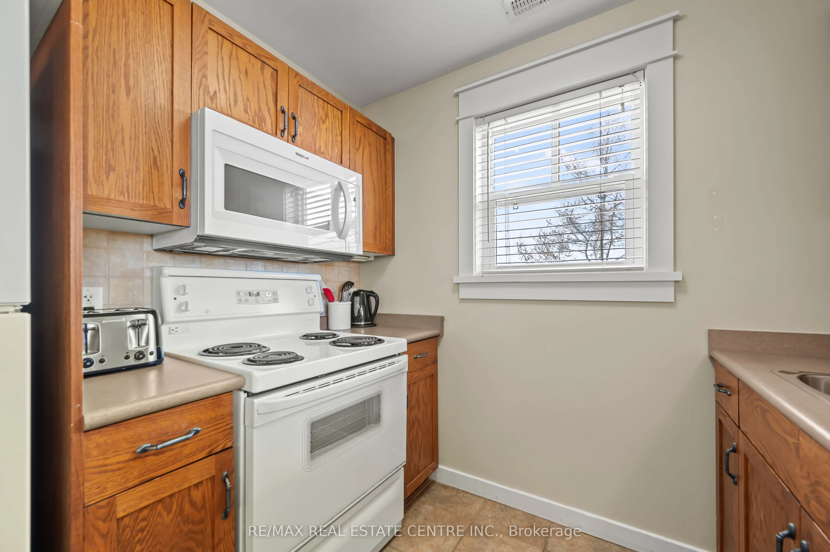 125 FAIRWAY Court, #228