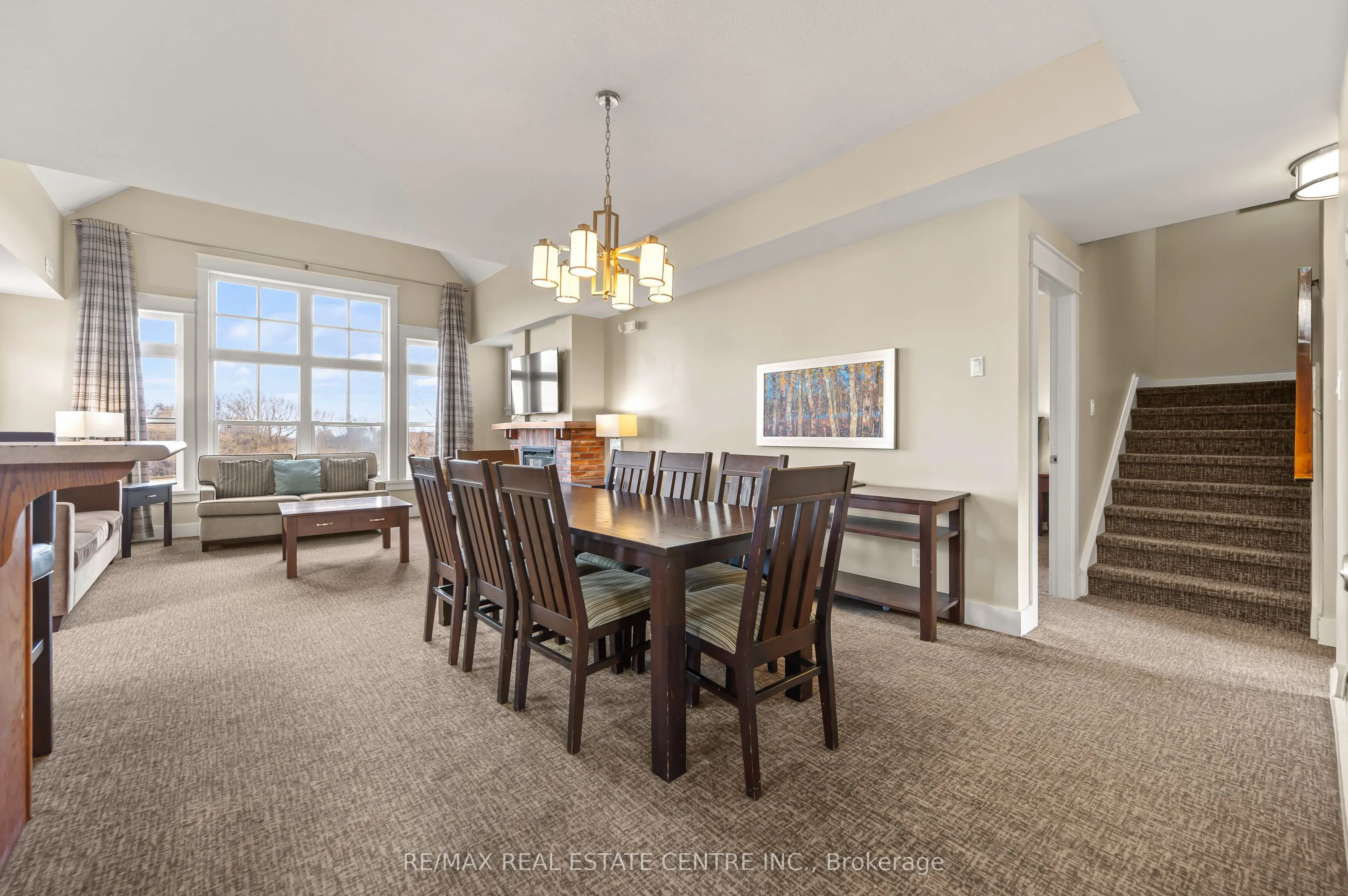 125 FAIRWAY Court, #228