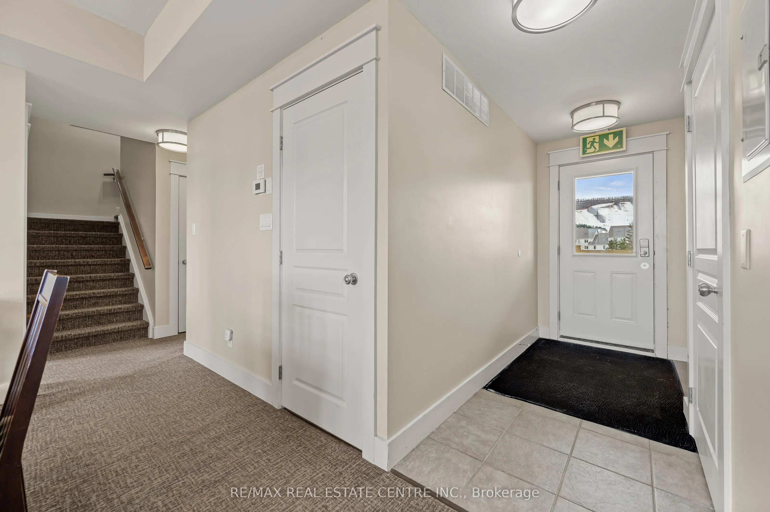 125 FAIRWAY Court, #228