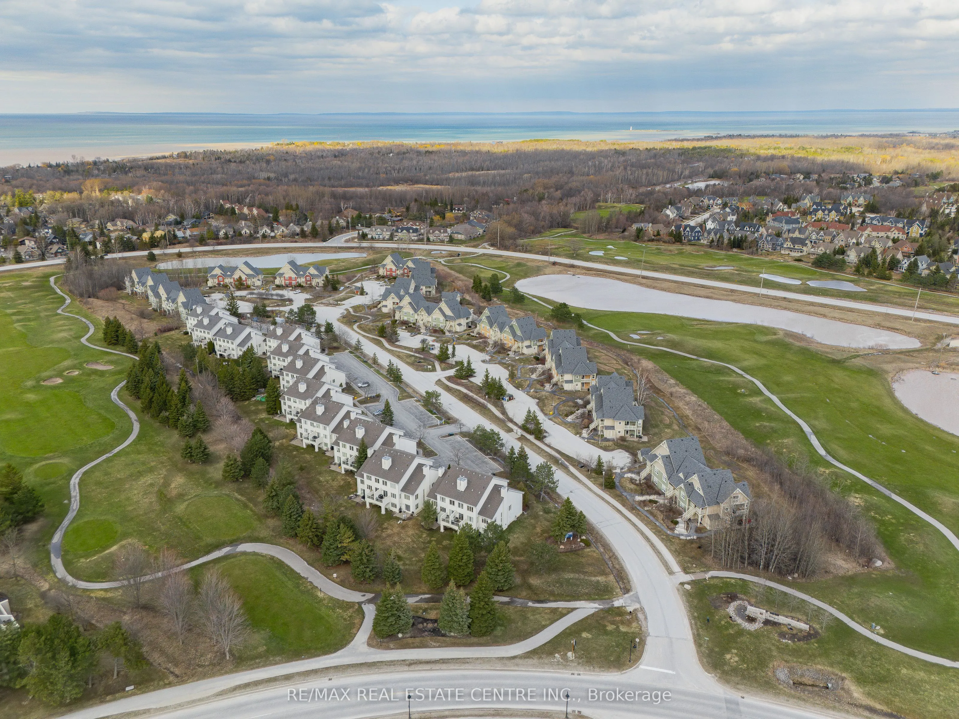 125 FAIRWAY Court, #228