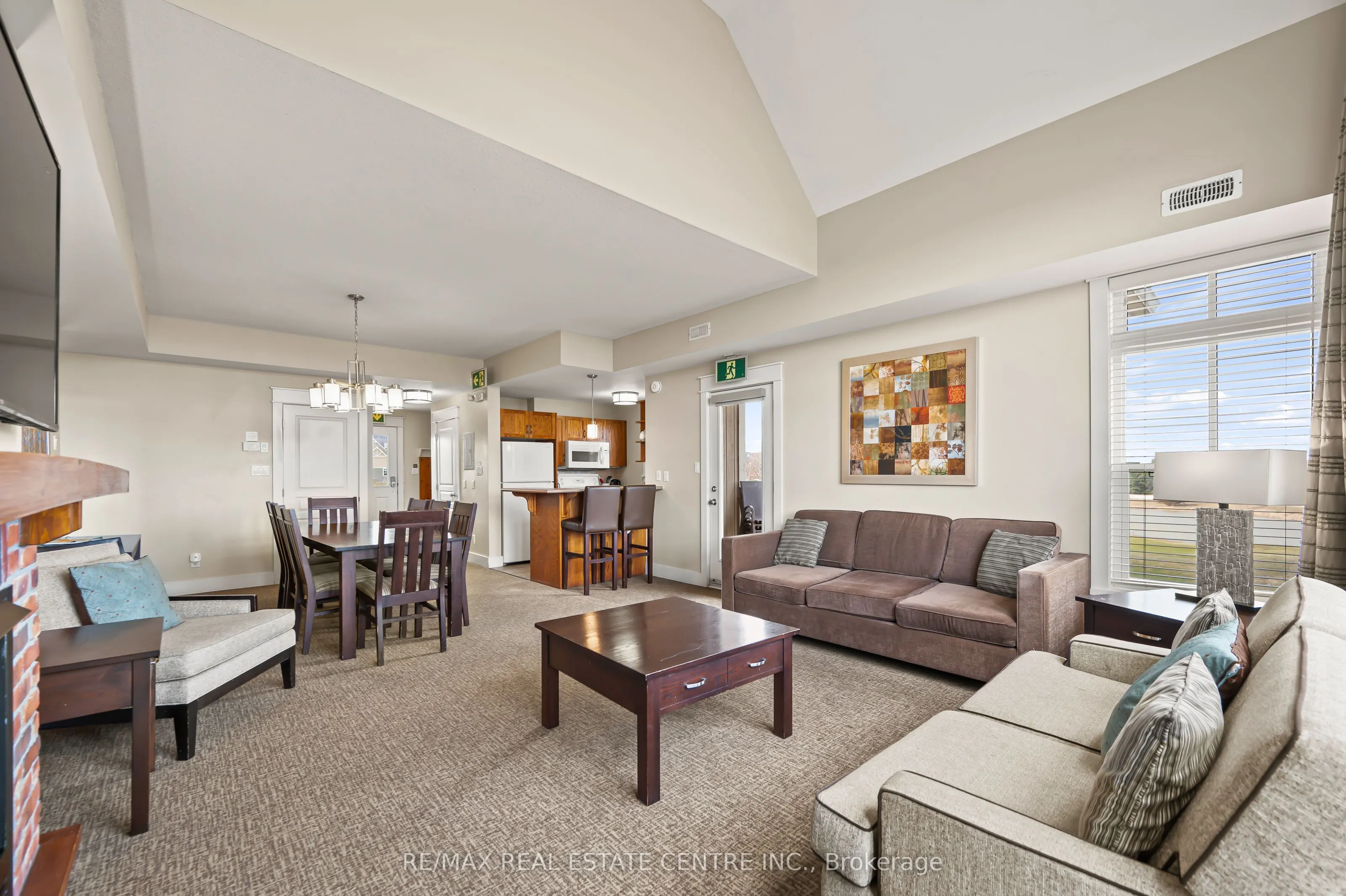 125 FAIRWAY Court, #228