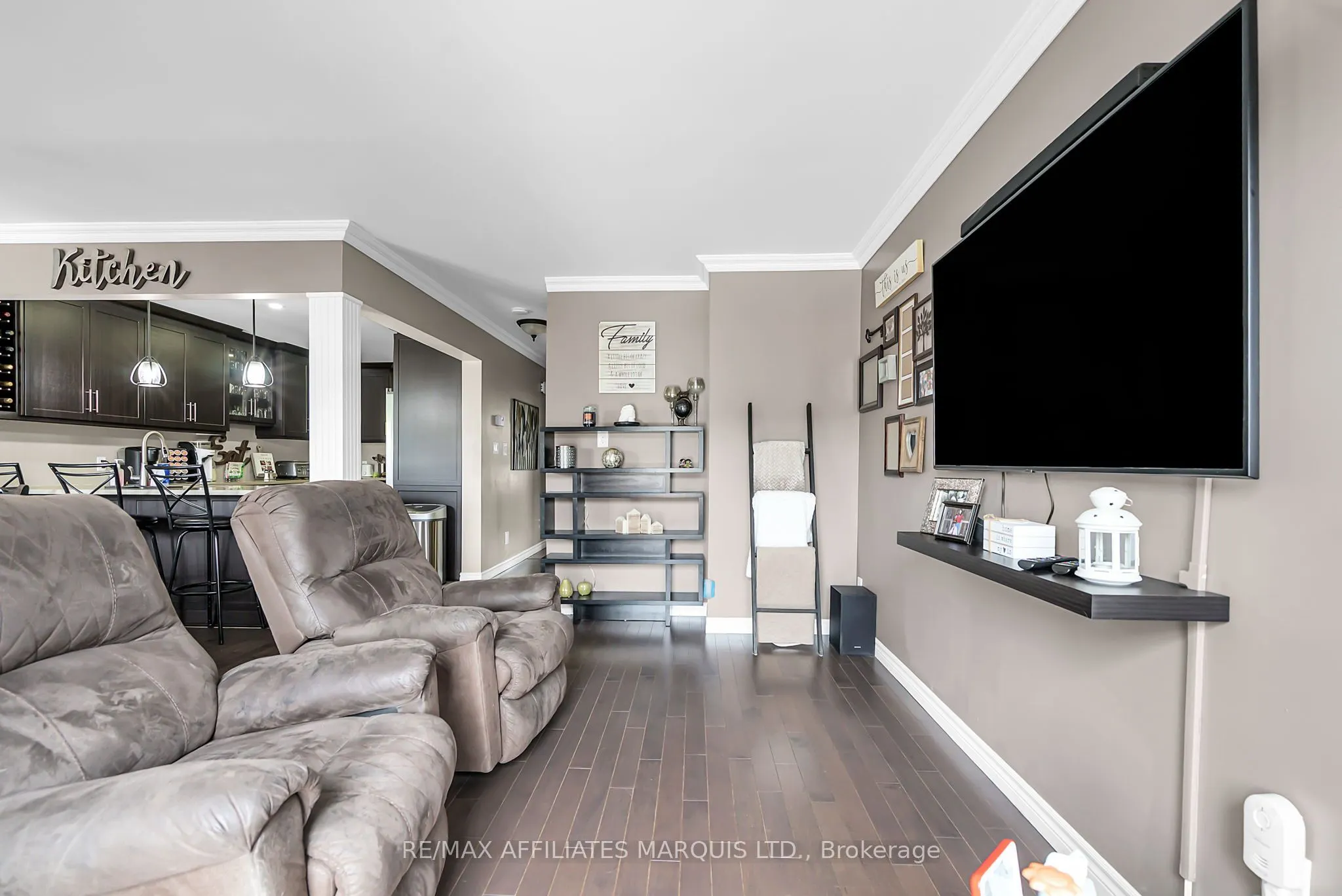 110 Heritage Pl Place