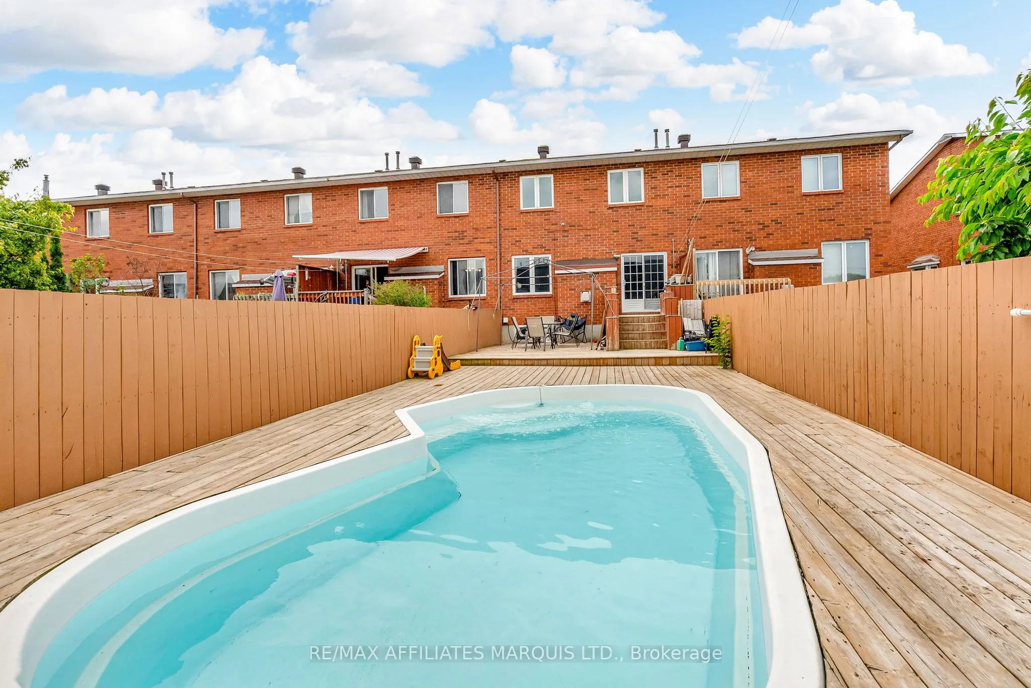 110 Heritage Pl Place