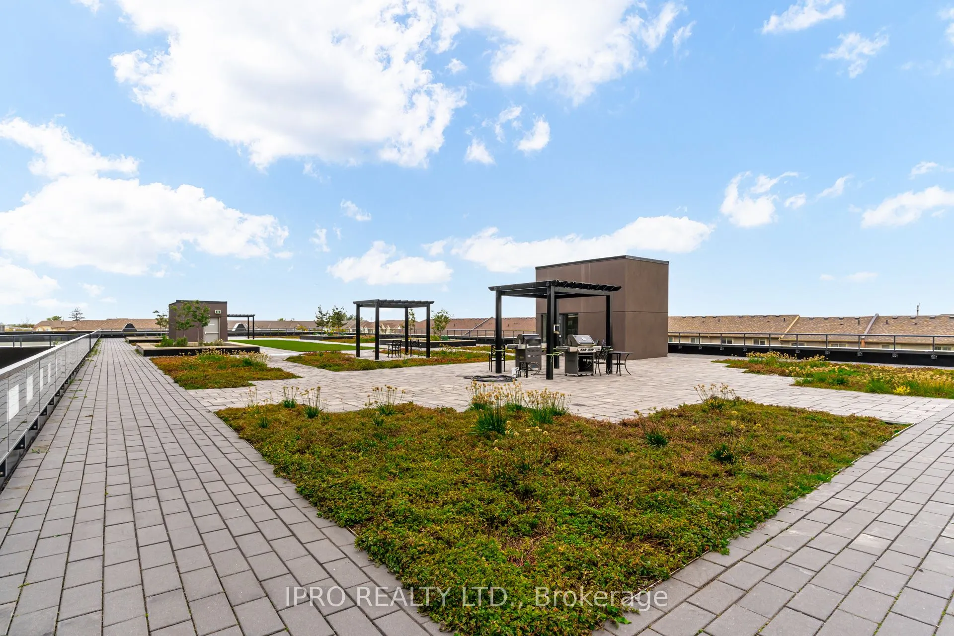 550 North Service Road, #703