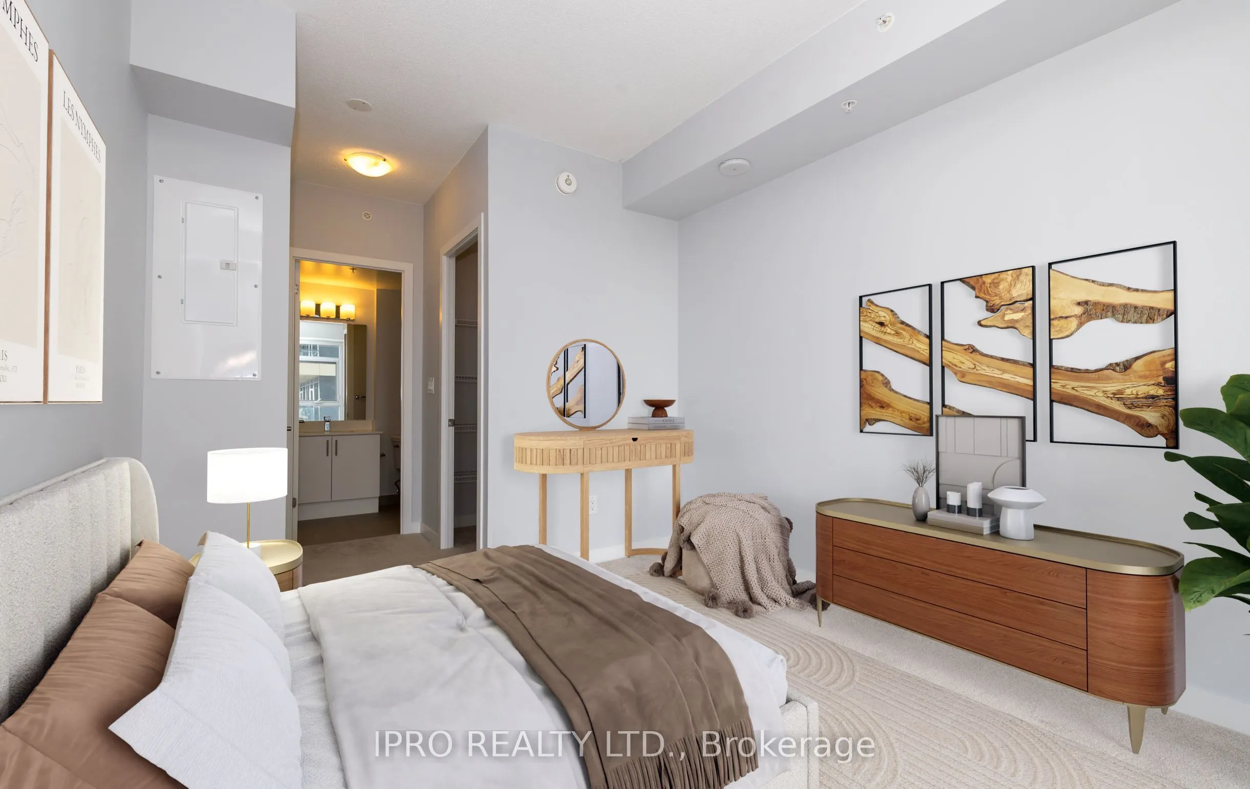 550 North Service Road, #703