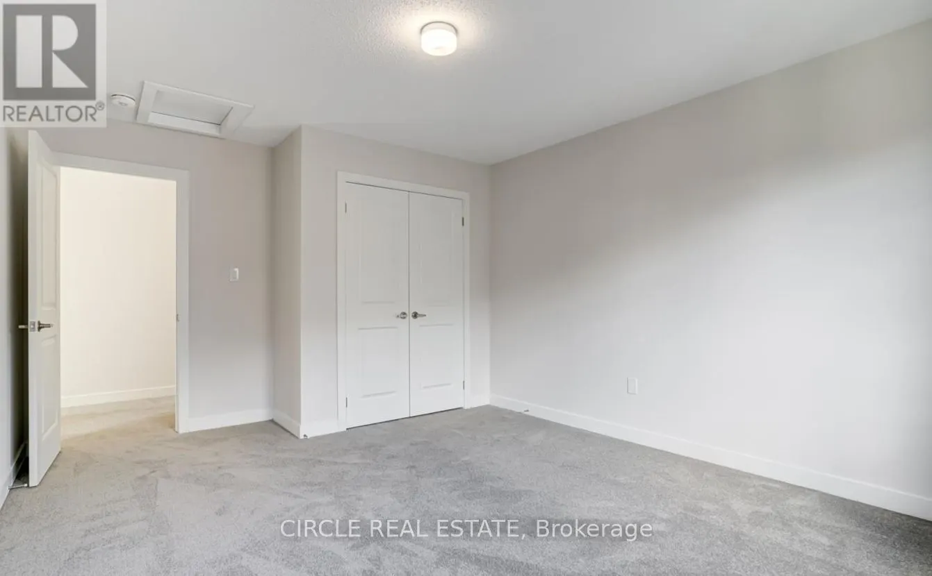 19 Tulip Crescent