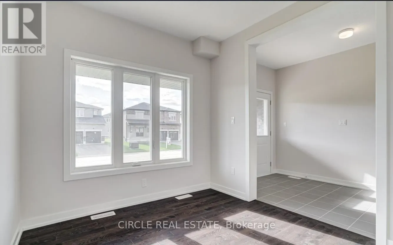 19 Tulip Crescent